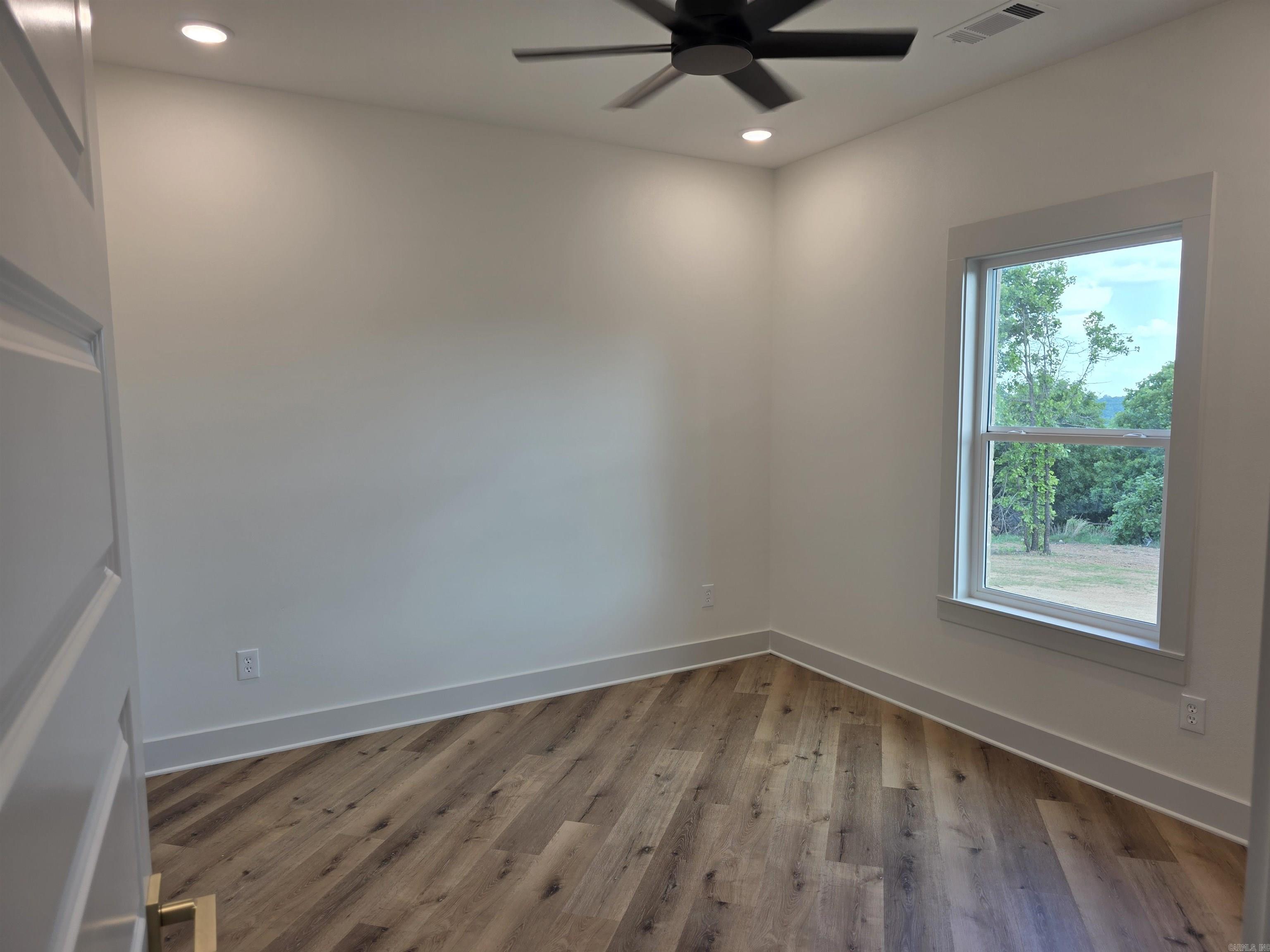 81 Summer Sky Drive Property Photo 22