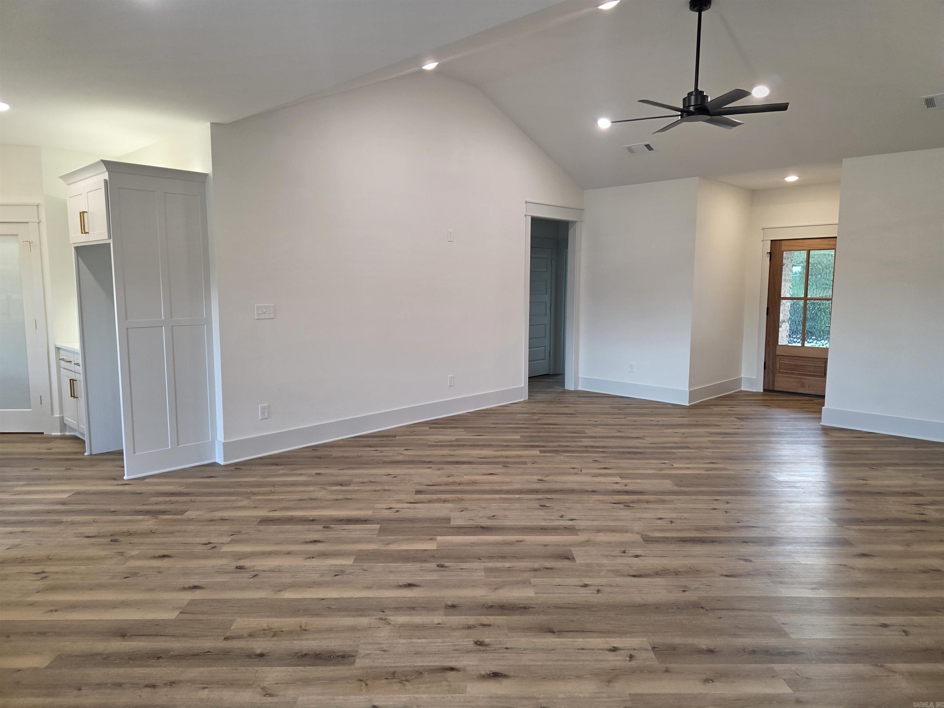 81 Summer Sky Drive Property Photo 29