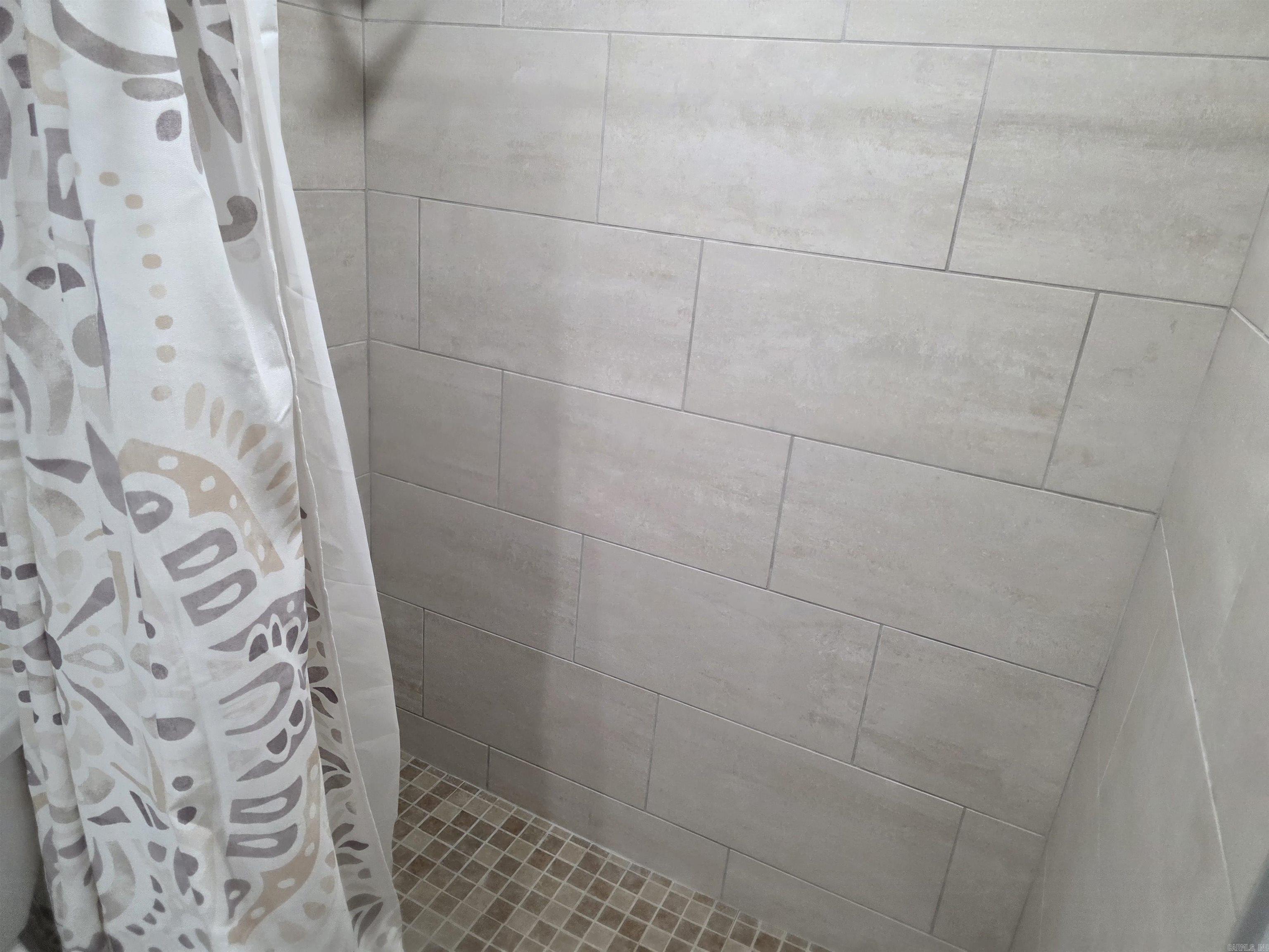 1000 Twin Cove Circle Property Photo 28