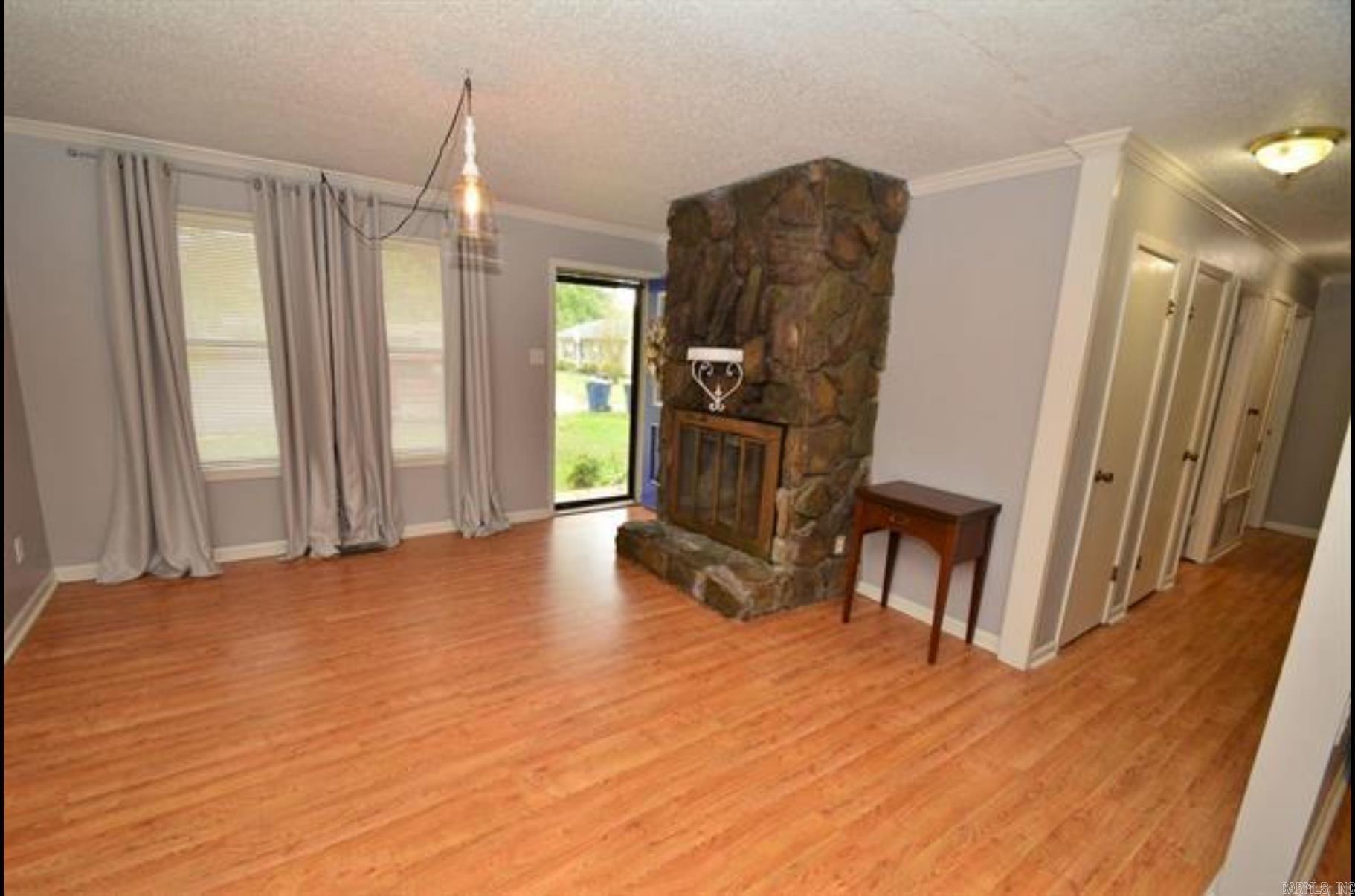 32 Meadowlark Drive Property Photo 6