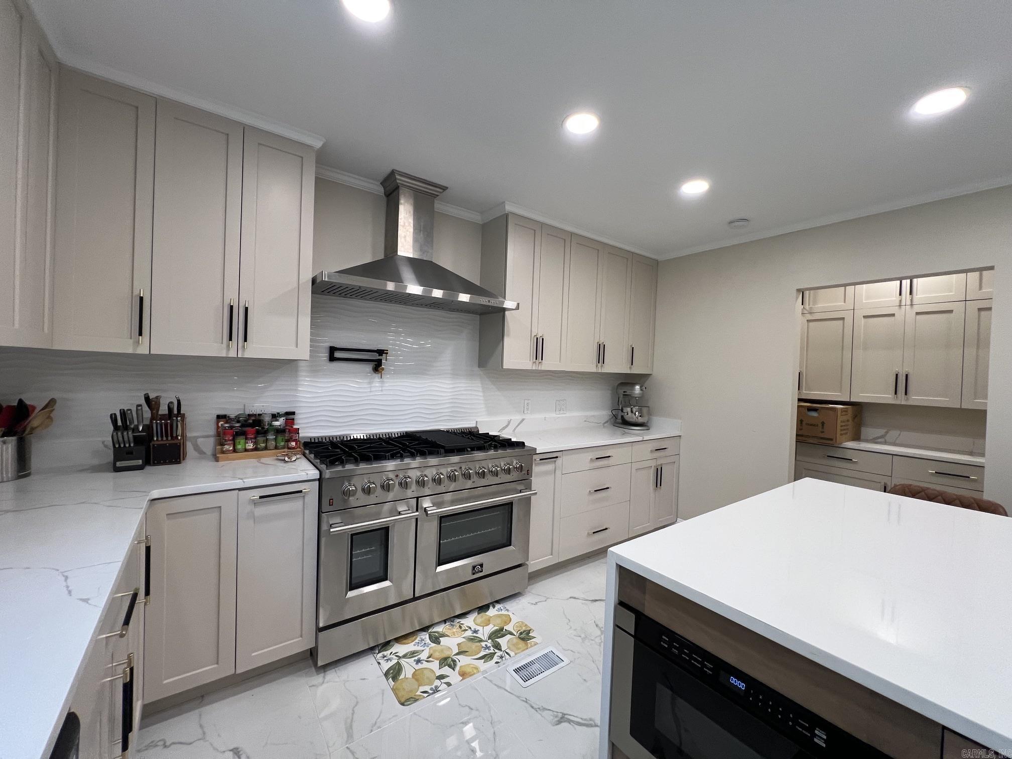 6223 Cantrell Road Property Photo 14