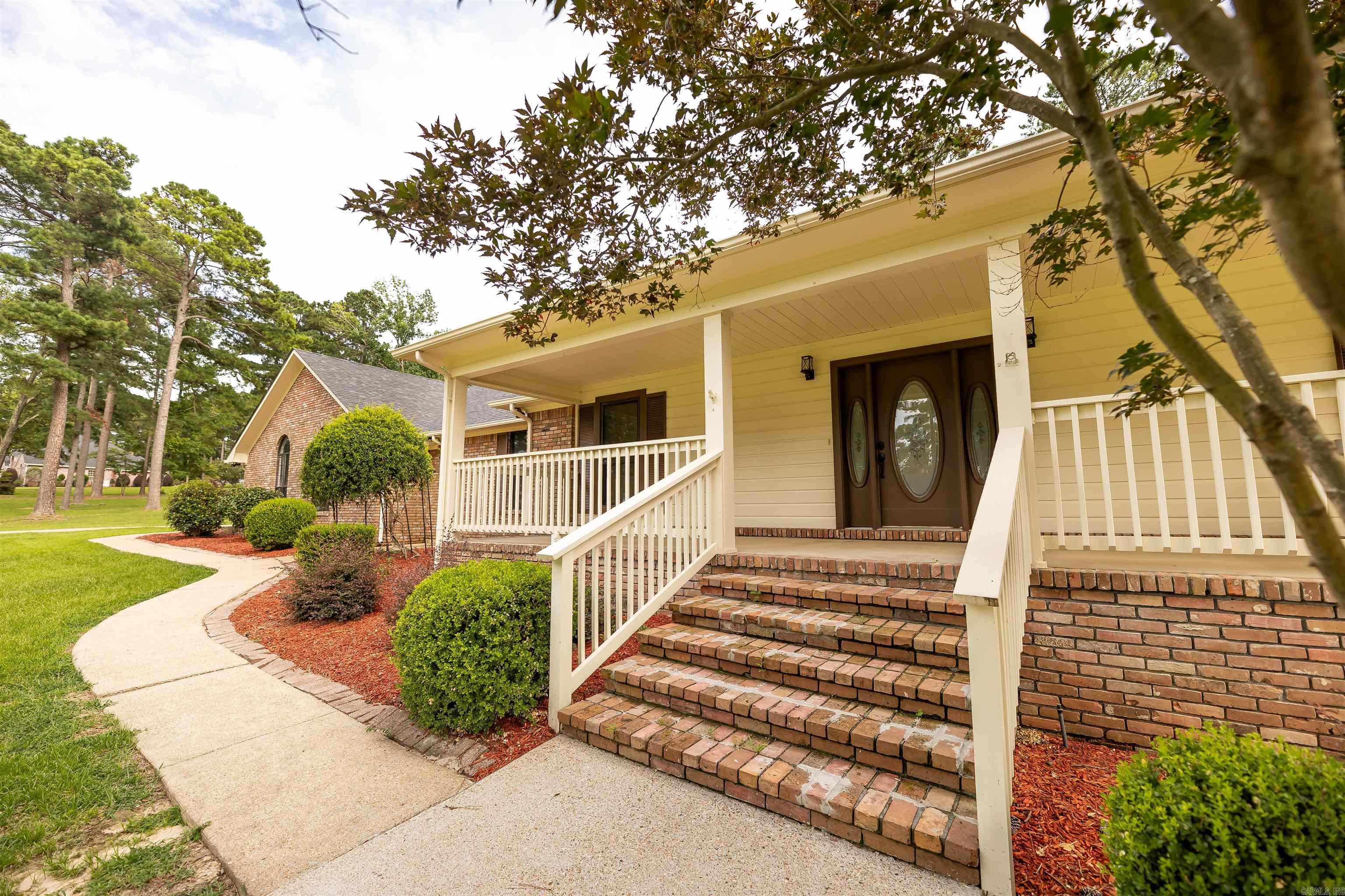 1265 Hollow Hills Dr Property Photo 3