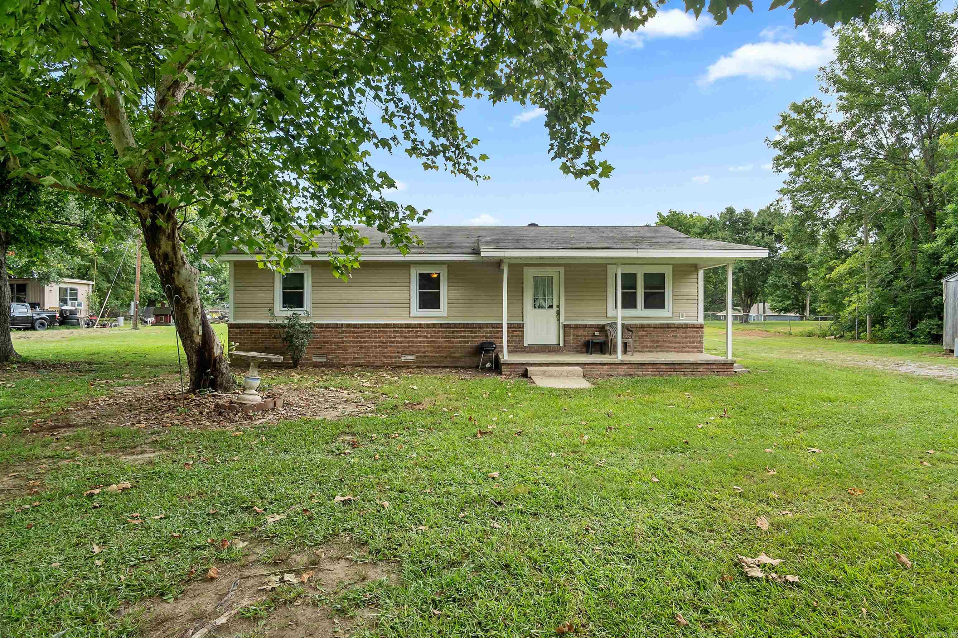 175 Charlie Loop Road Property Photo 2
