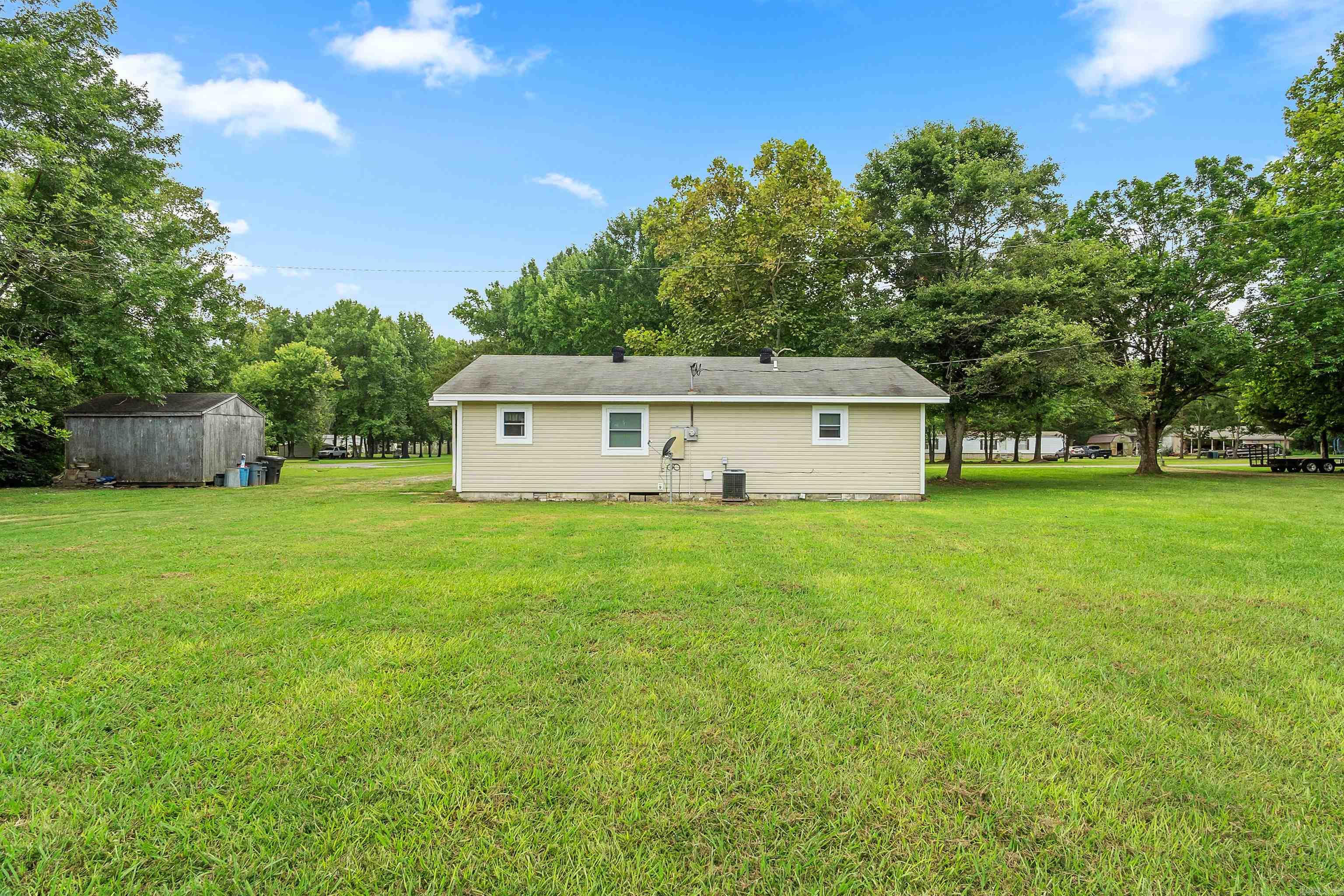 175 Charlie Loop Road Property Photo 7