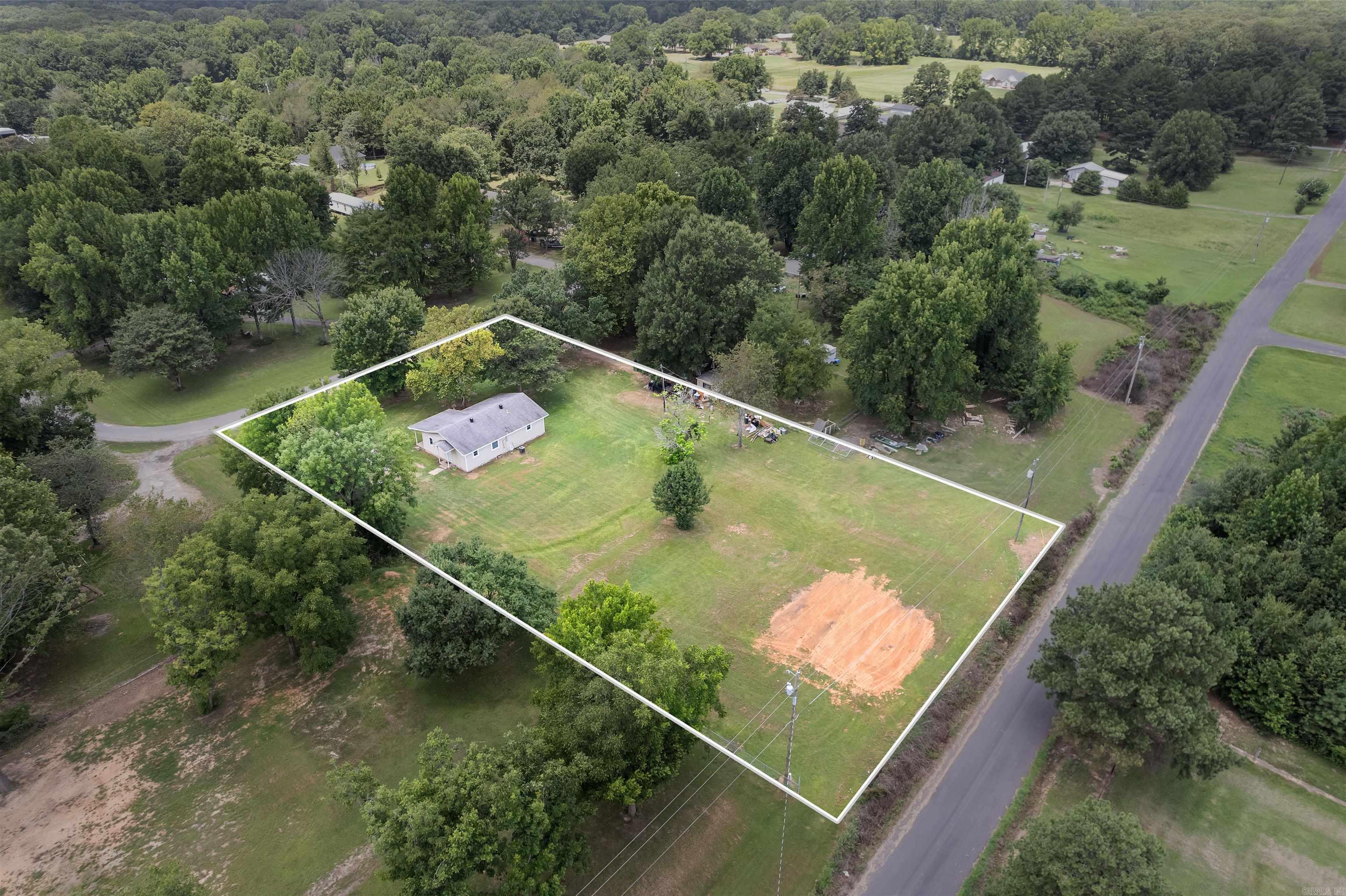 175 Charlie Loop Road Property Photo 10