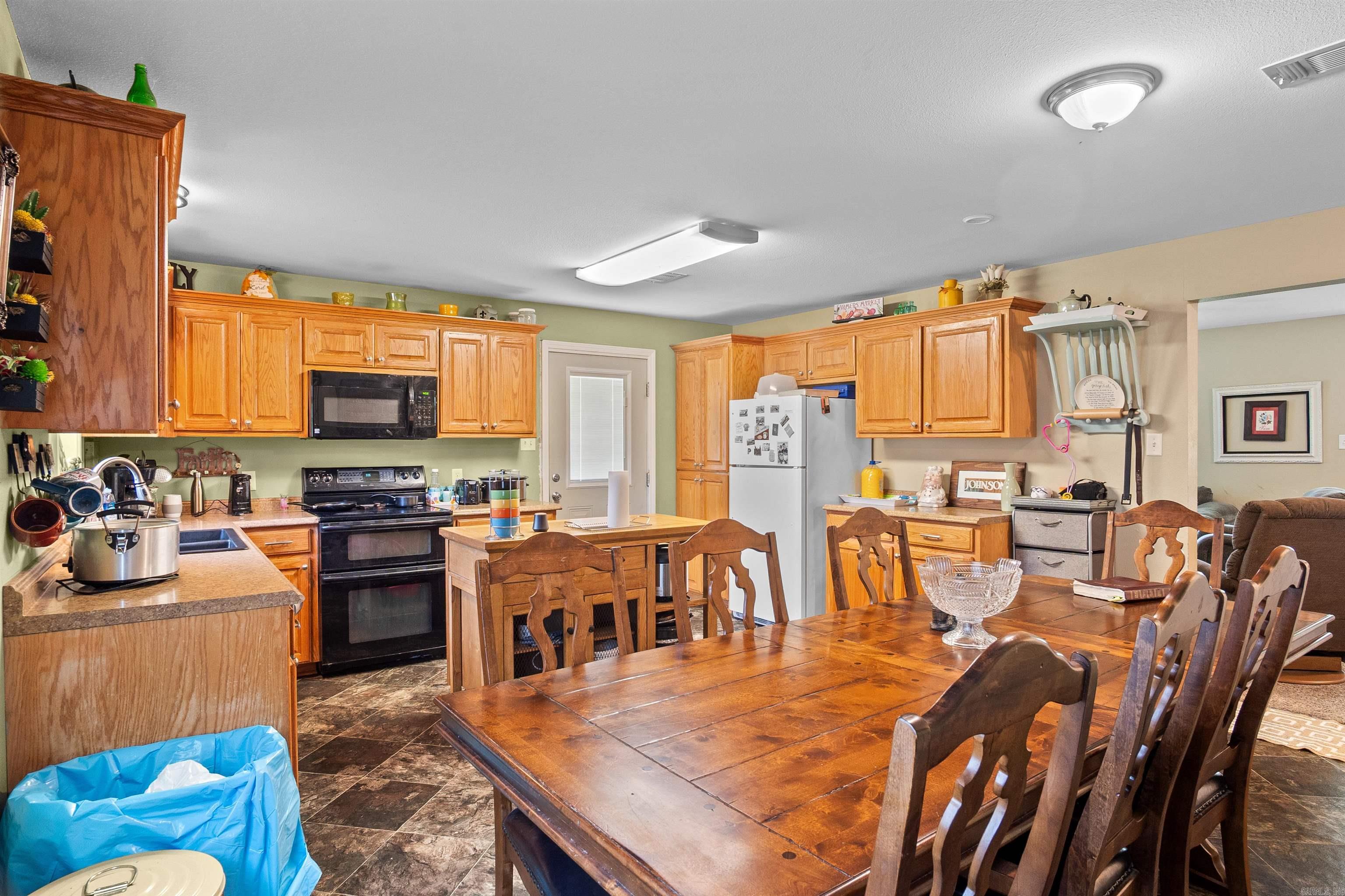 175 Charlie Loop Road Property Photo 15