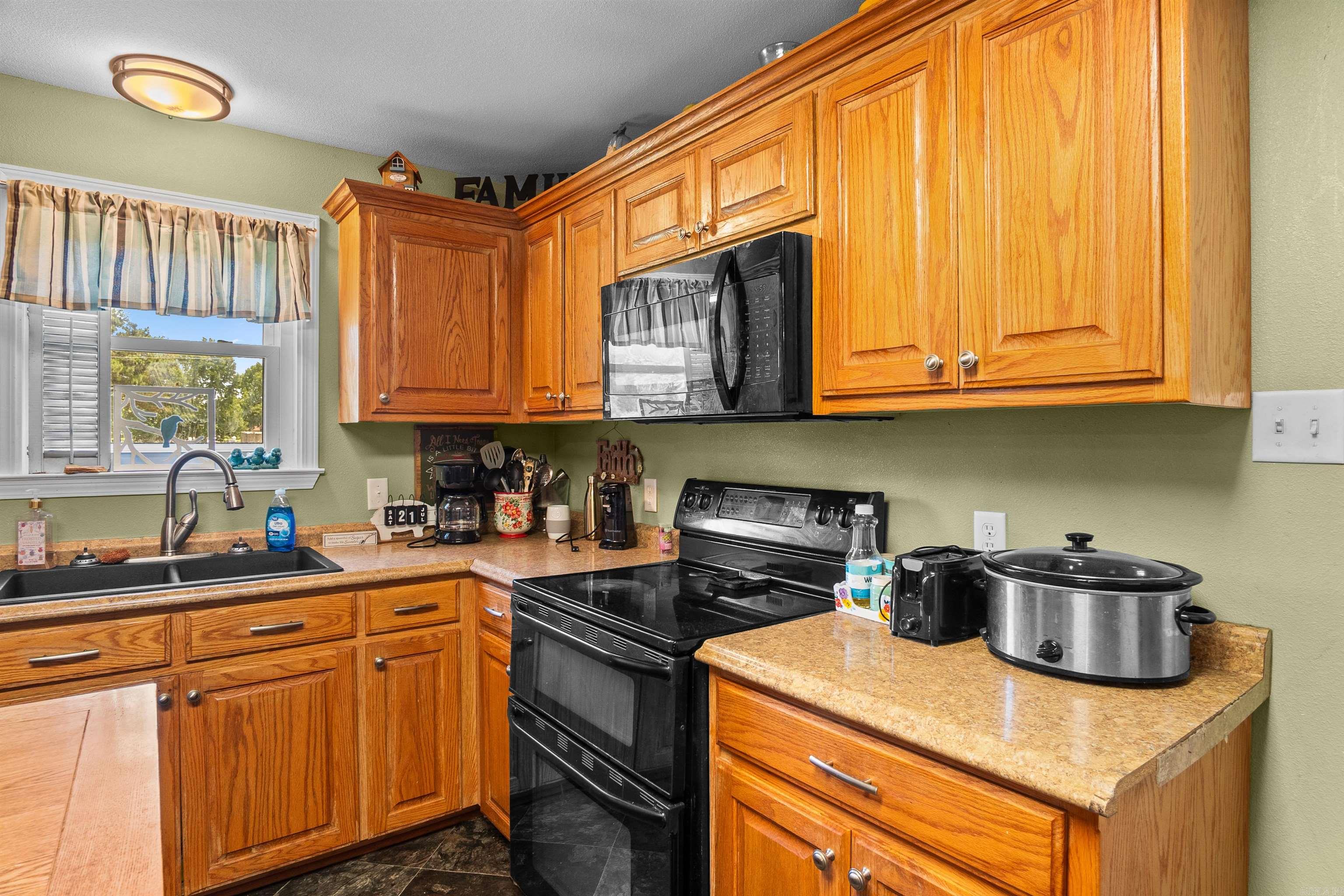 175 Charlie Loop Road Property Photo 17