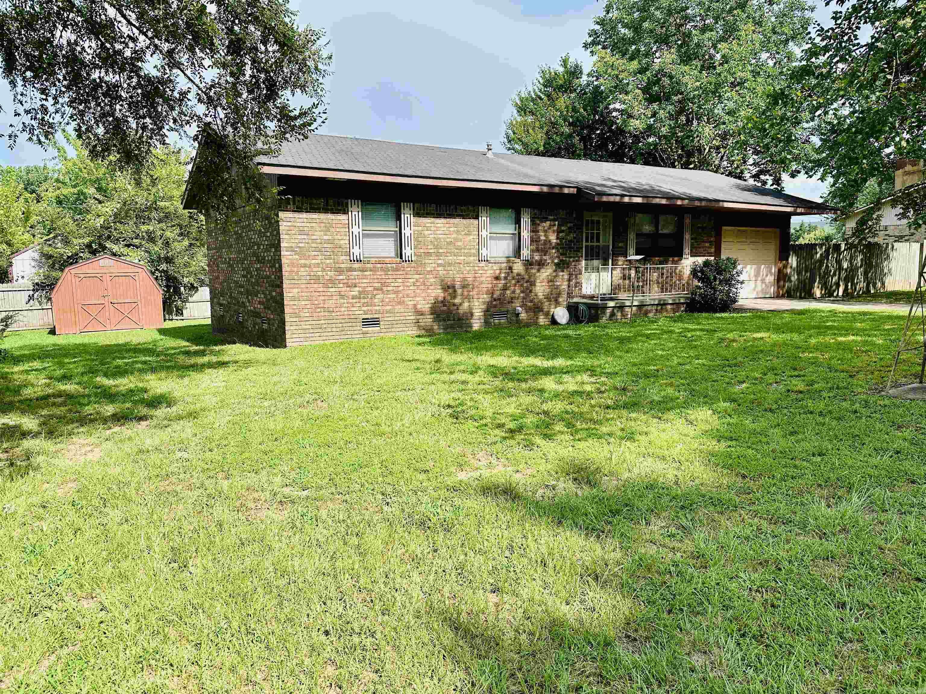 617 Ash Street Property Photo 1