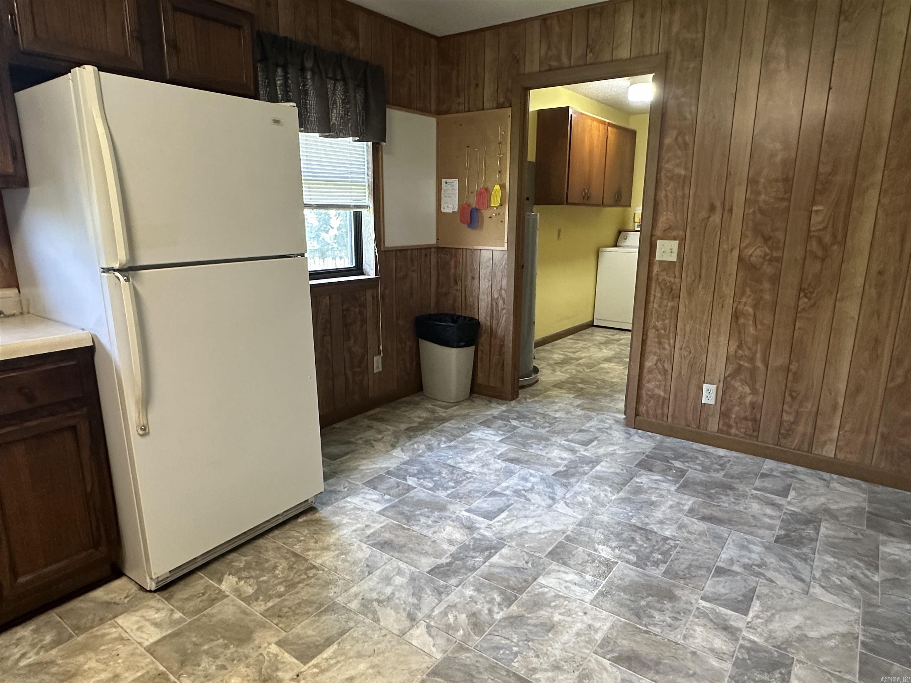 617 Ash Street Property Photo 8