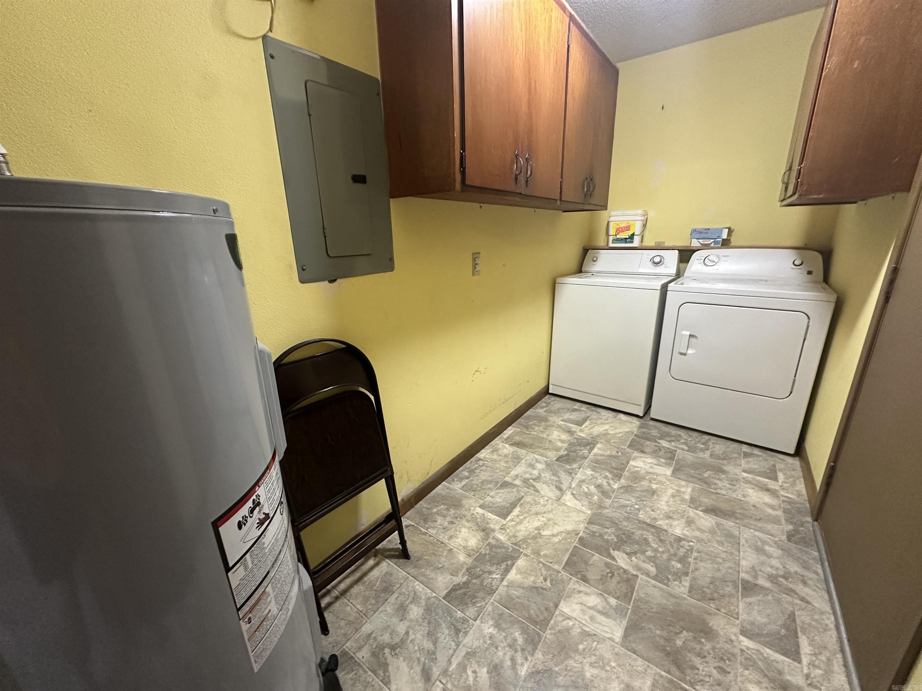 617 Ash Street Property Photo 9