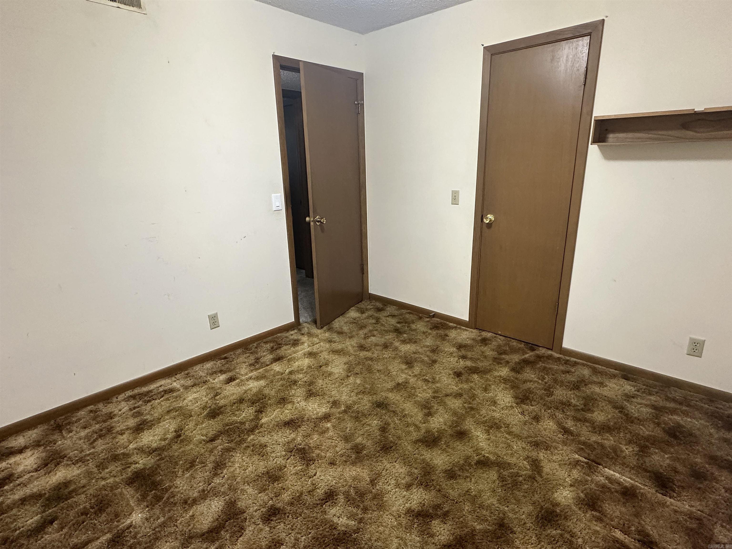 617 Ash Street Property Photo 12