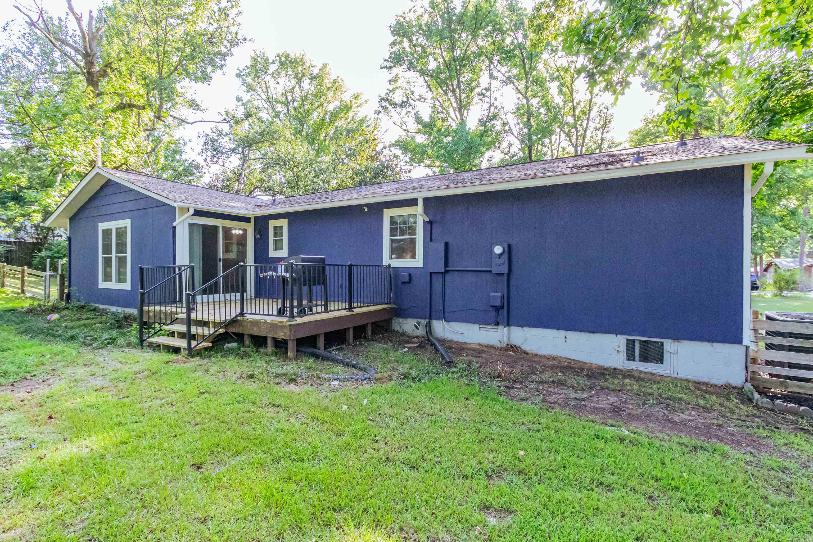 1107 N Jeff Davis Avenue Property Photo 12
