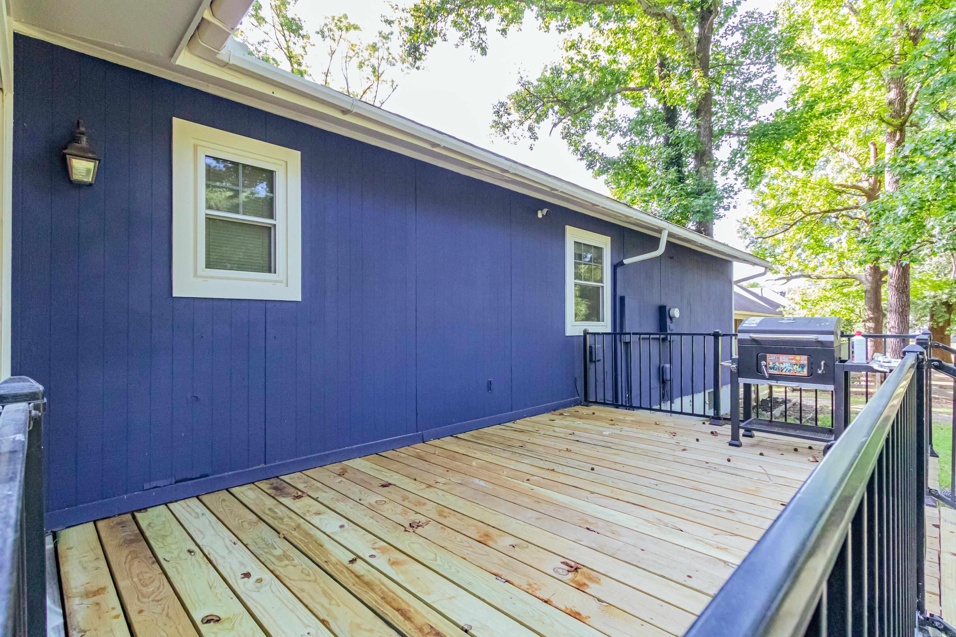1107 N Jeff Davis Avenue Property Photo 14