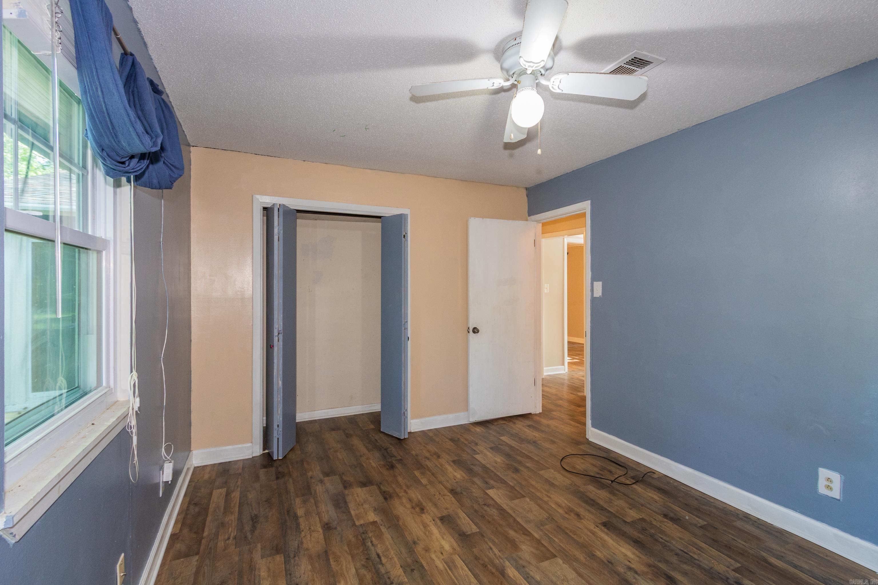 1107 N Jeff Davis Avenue Property Photo 17
