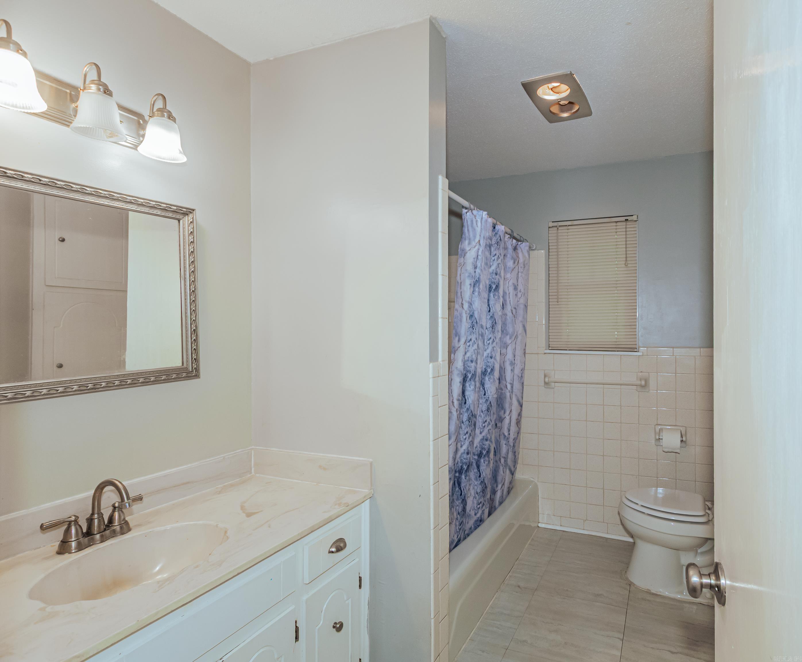1107 N Jeff Davis Avenue Property Photo 18