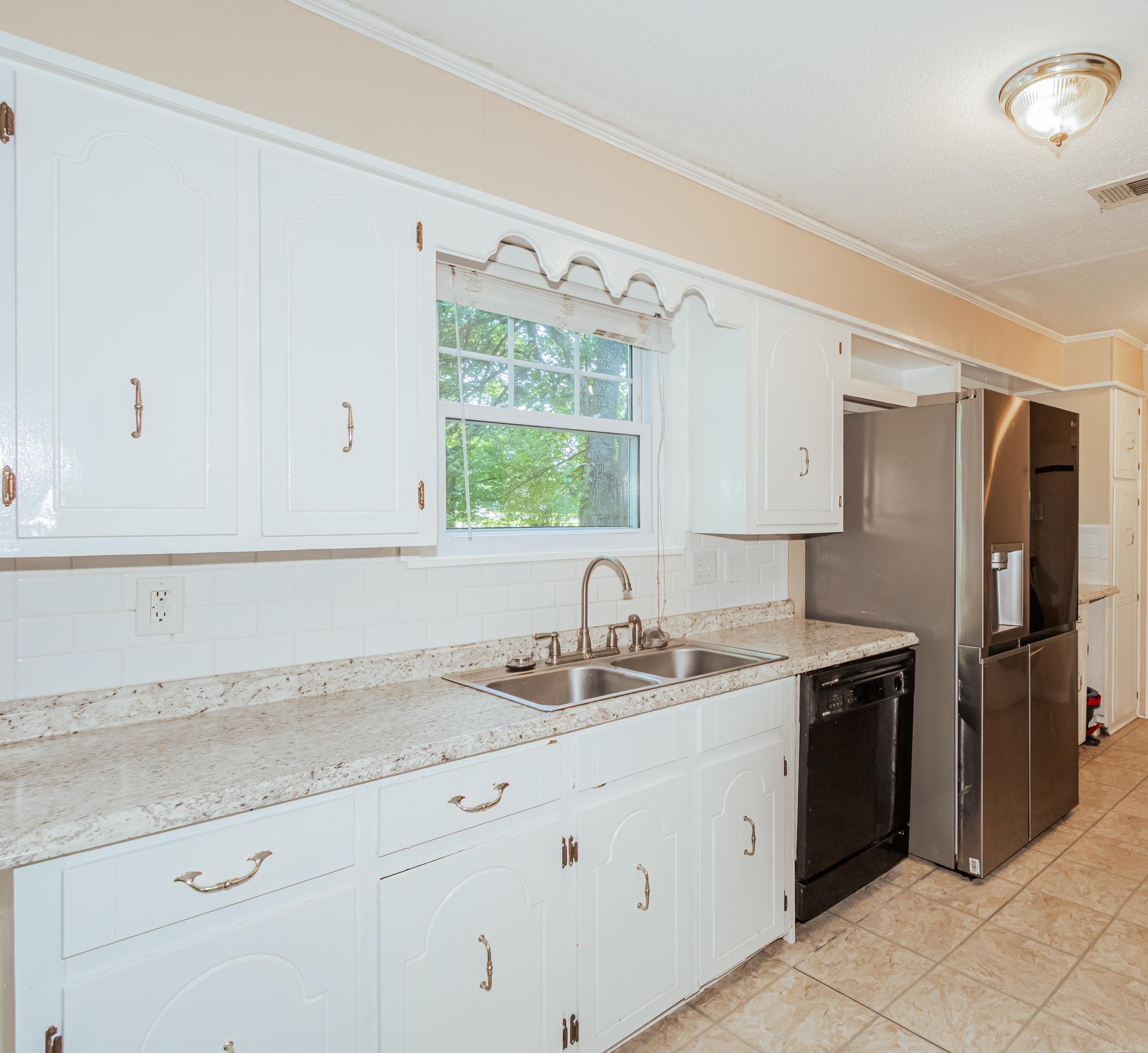 1107 N Jeff Davis Avenue Property Photo 22