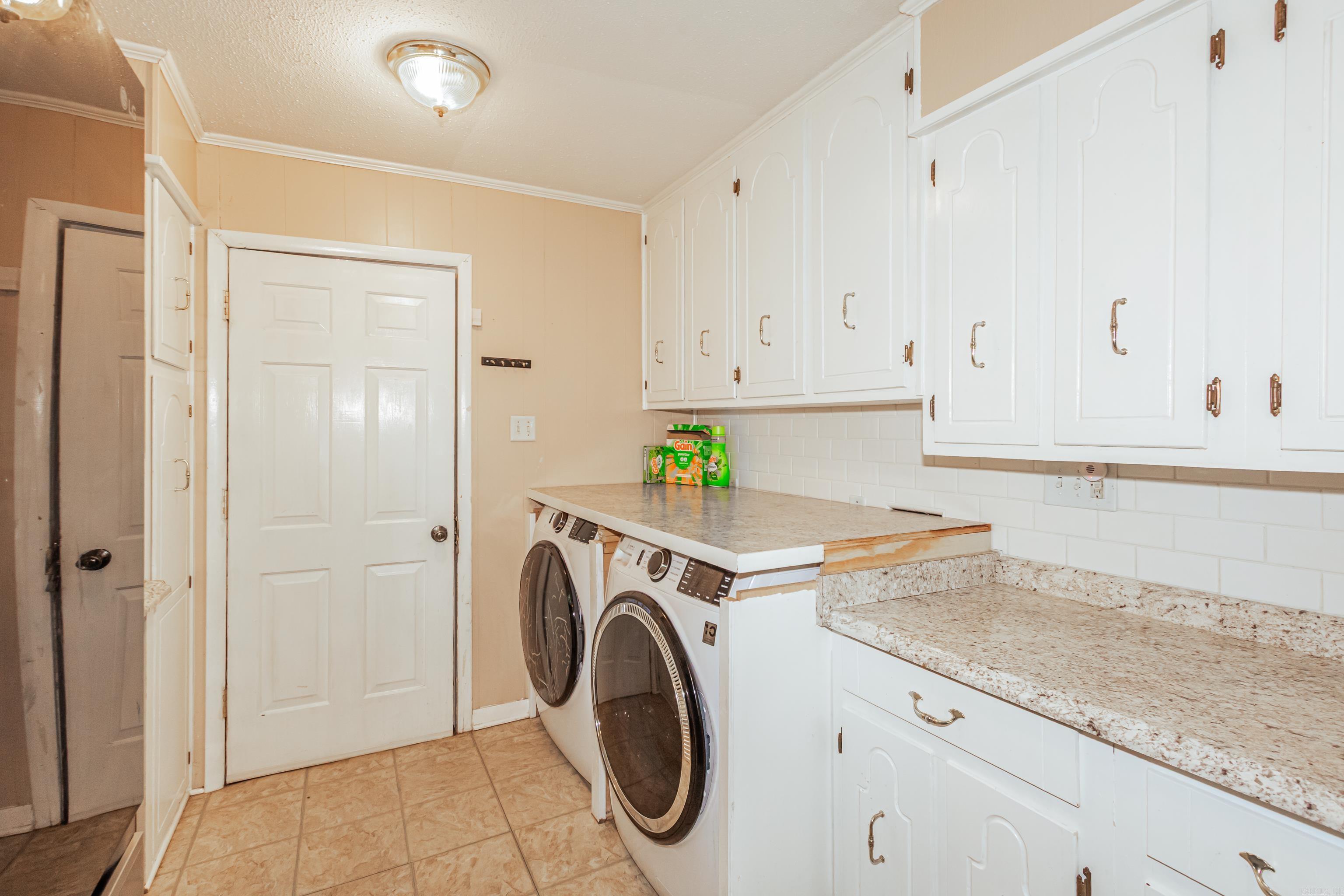 1107 N Jeff Davis Avenue Property Photo 23