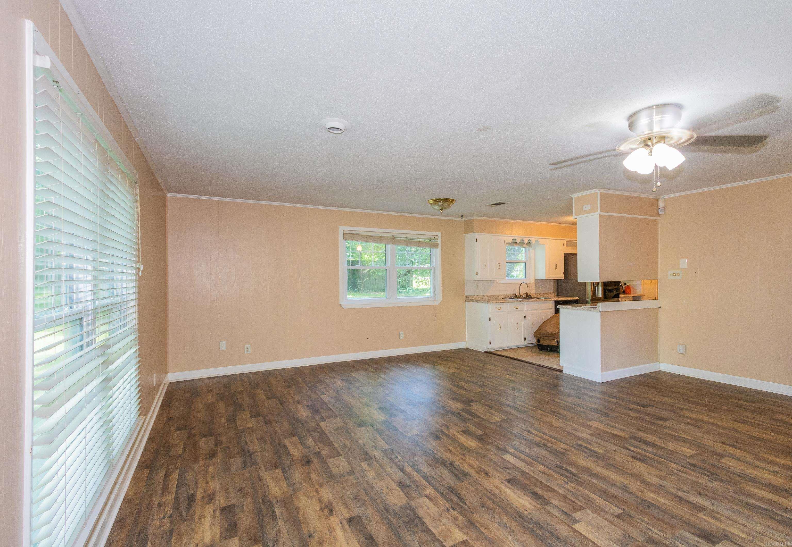 1107 N Jeff Davis Avenue Property Photo 27
