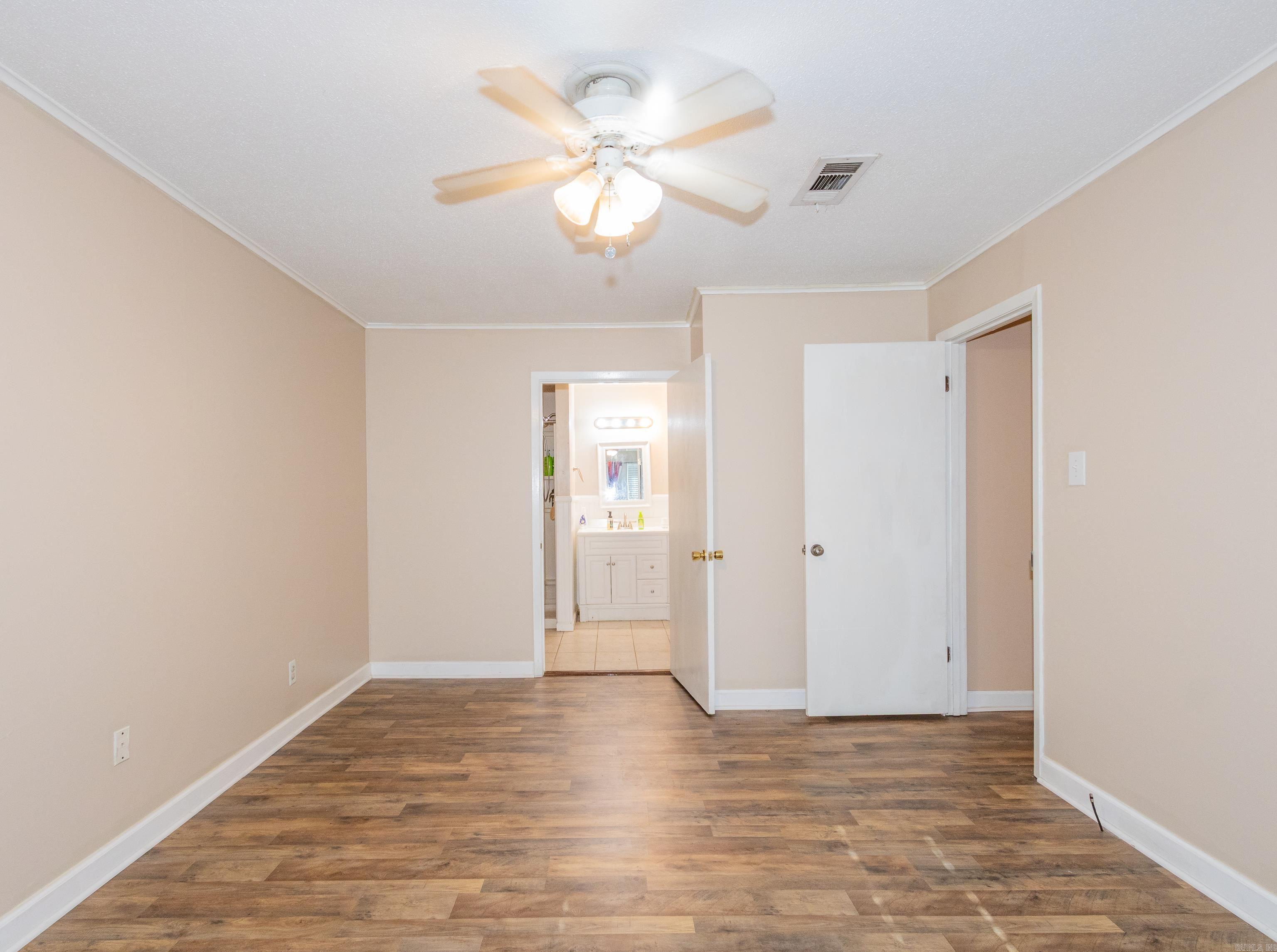 1107 N Jeff Davis Avenue Property Photo 43