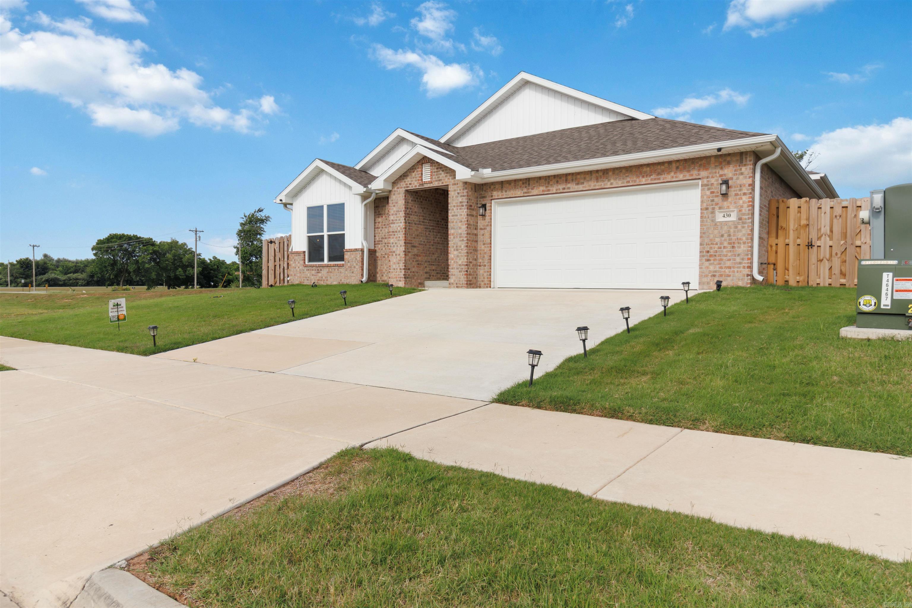 430 Snapdragon Drive Property Photo 8