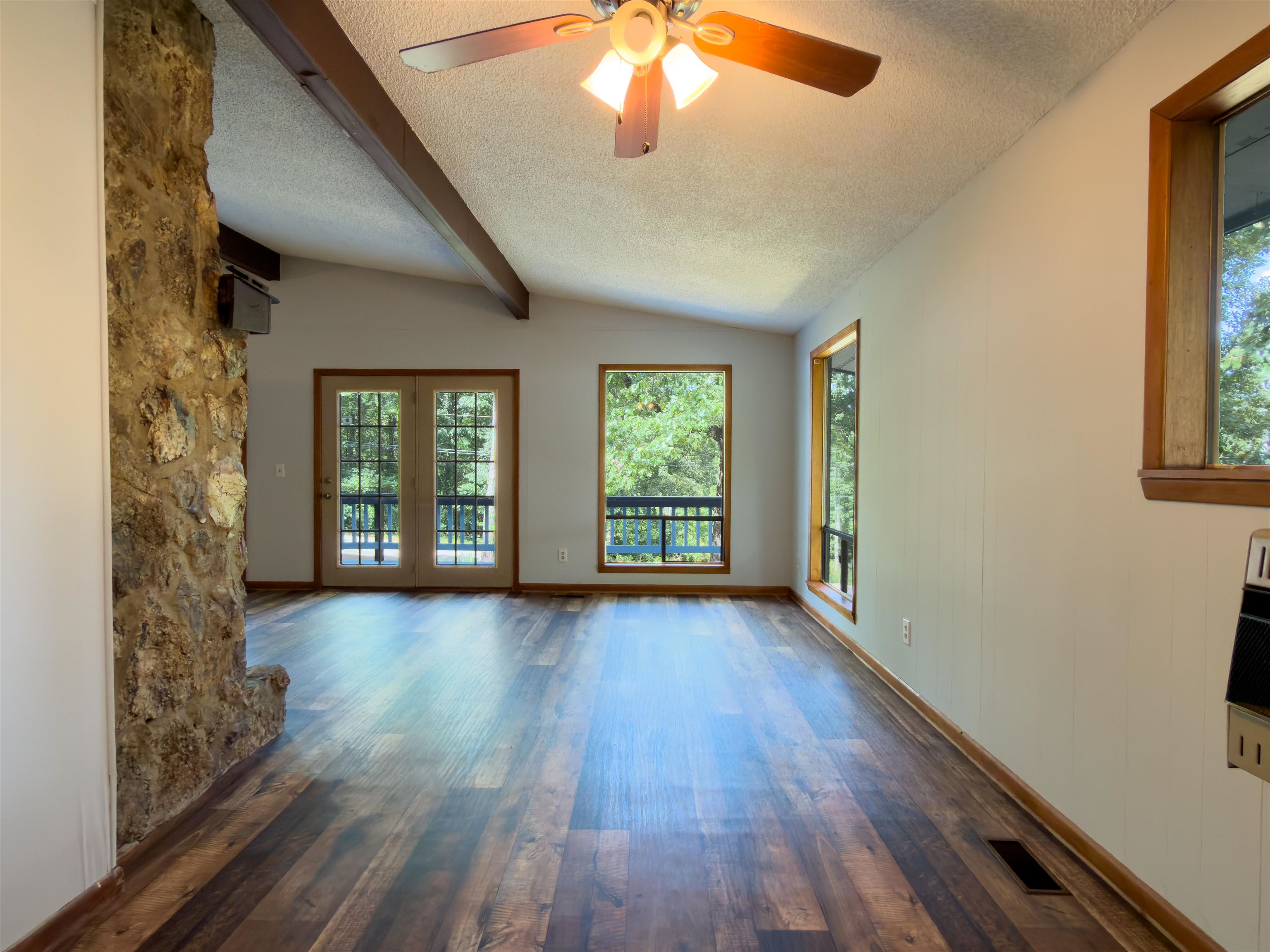 129 Mineola Drive Property Photo 13