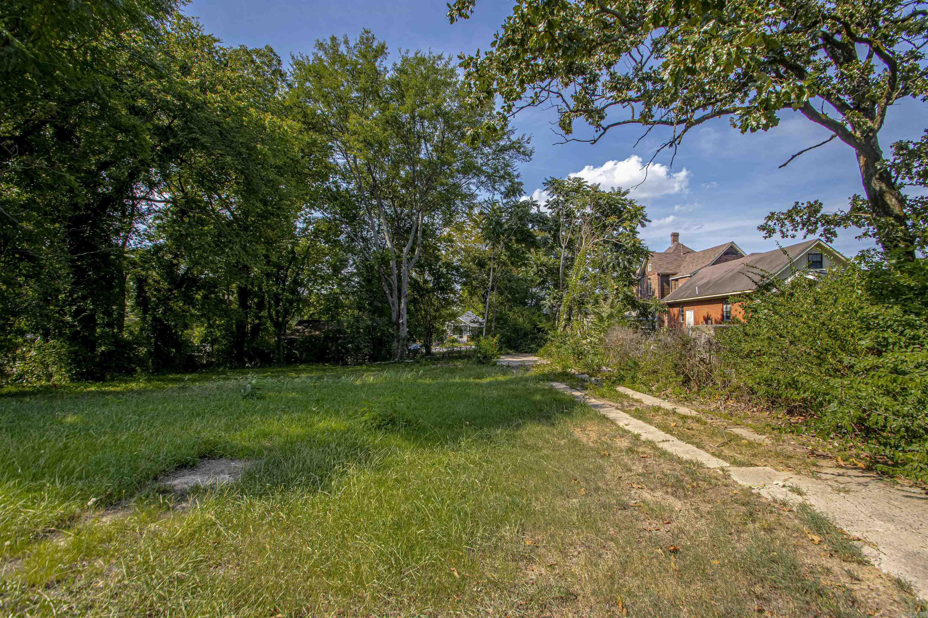 1201 W 35th Street Property Photo 21