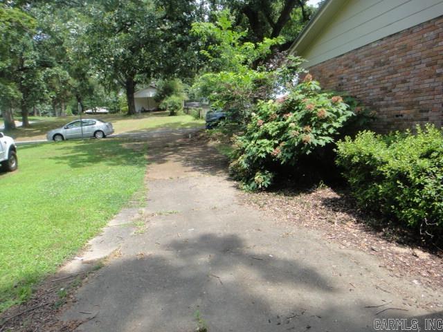 719 Randall Cove Property Photo 2