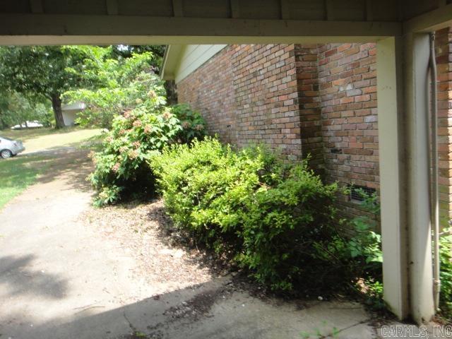 719 Randall Cove Property Photo 3