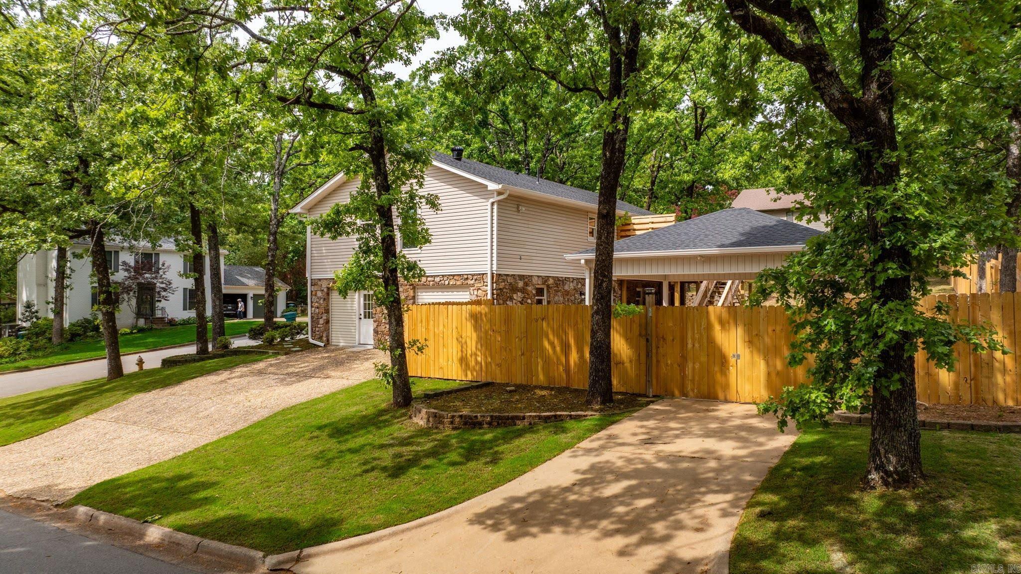 10600 Crestdale Lane Property Photo 4
