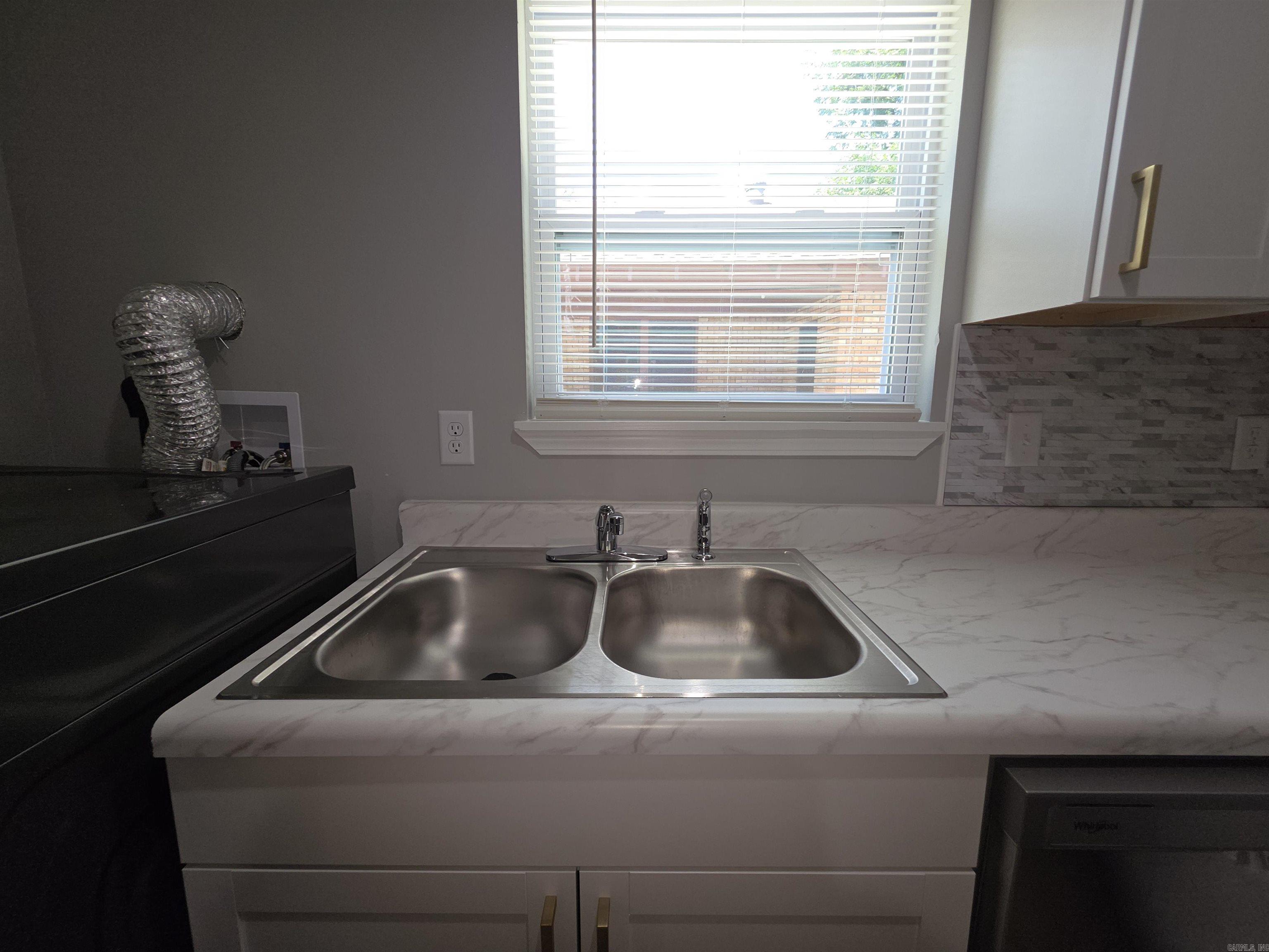 1215 Dennison Street Property Photo 6