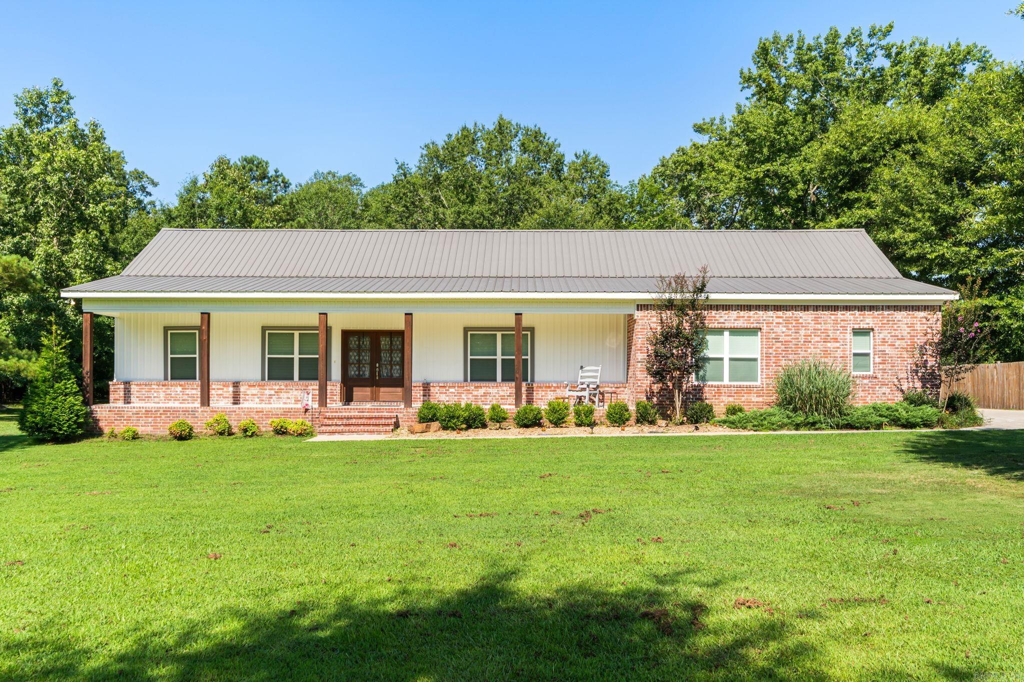 1503 Raper Rd. Property Photo 1