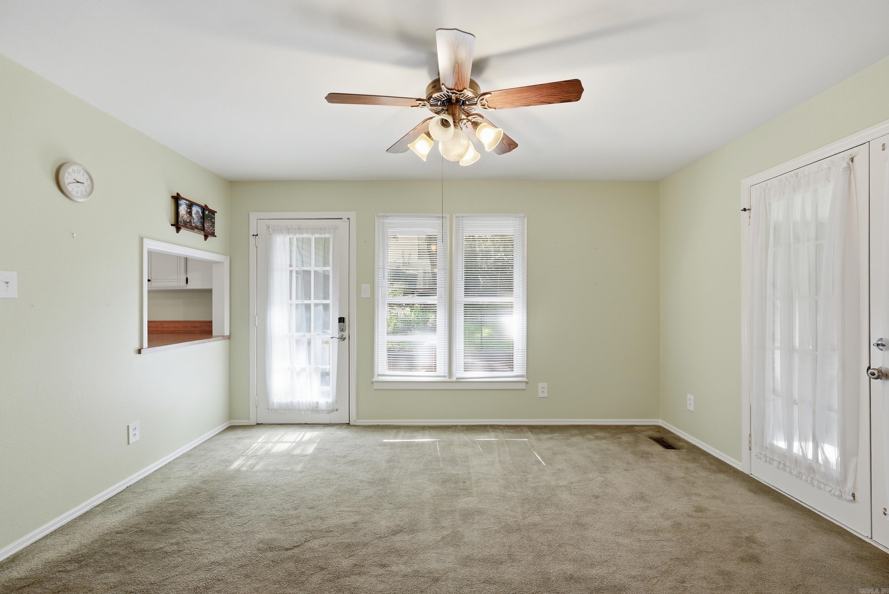 5604 I Street Property Photo 6
