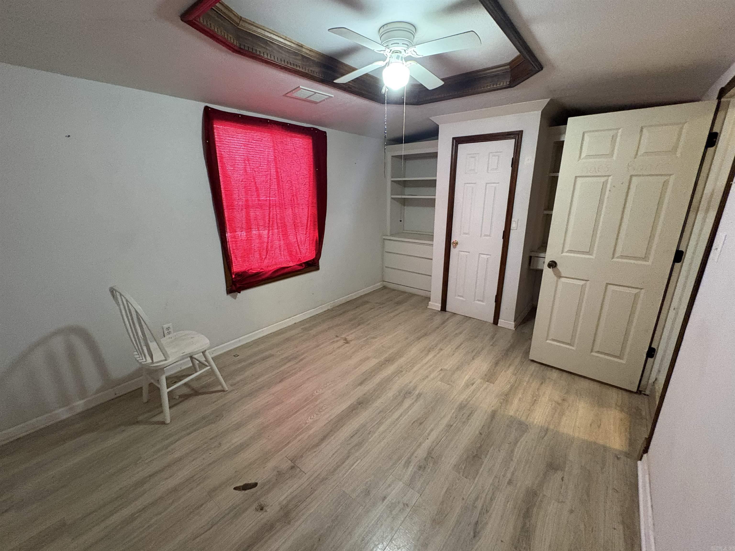 905 Cedar Street Property Photo 5