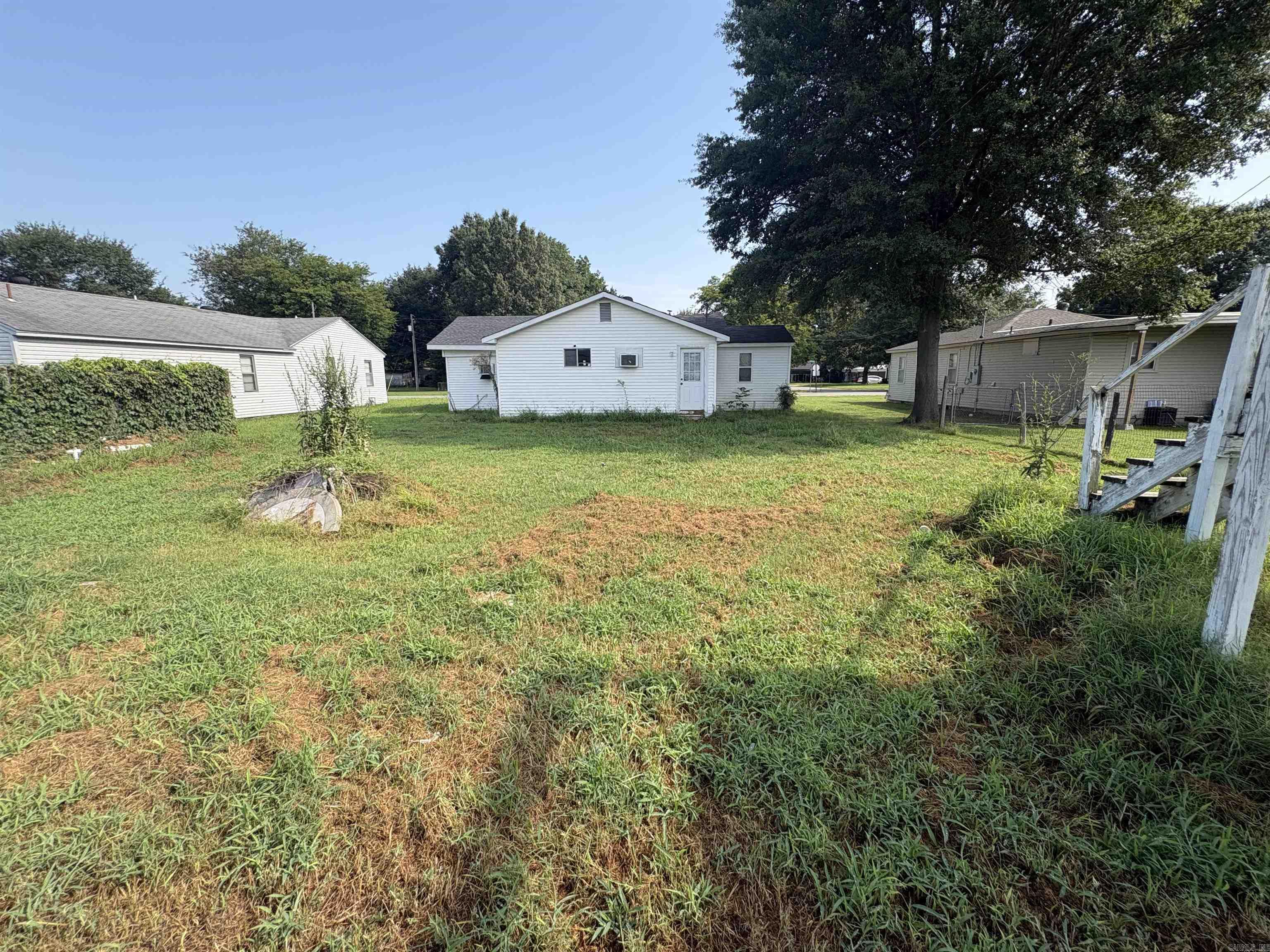 905 Cedar Street Property Photo 12