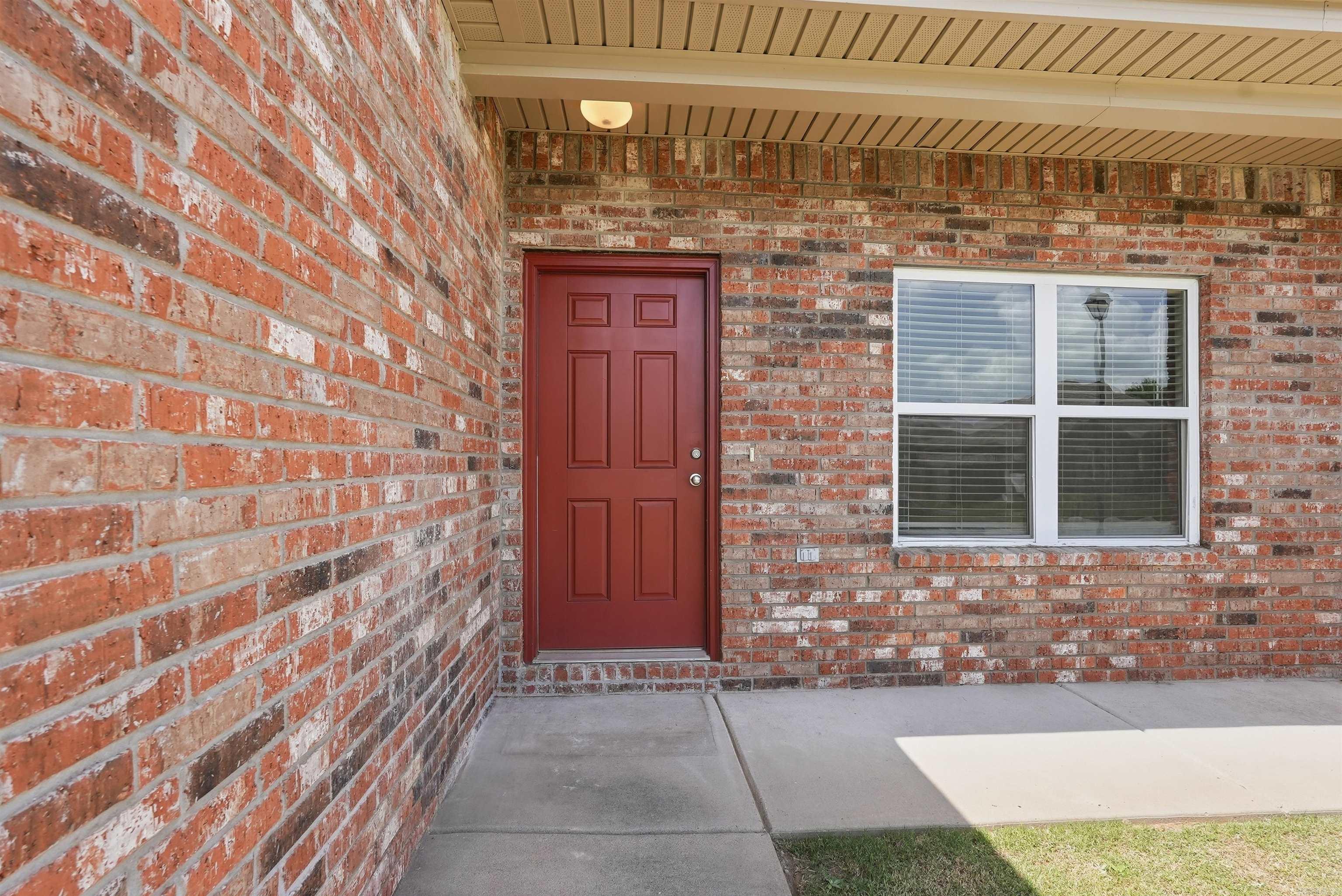 1210 Mae Lane Property Photo 3