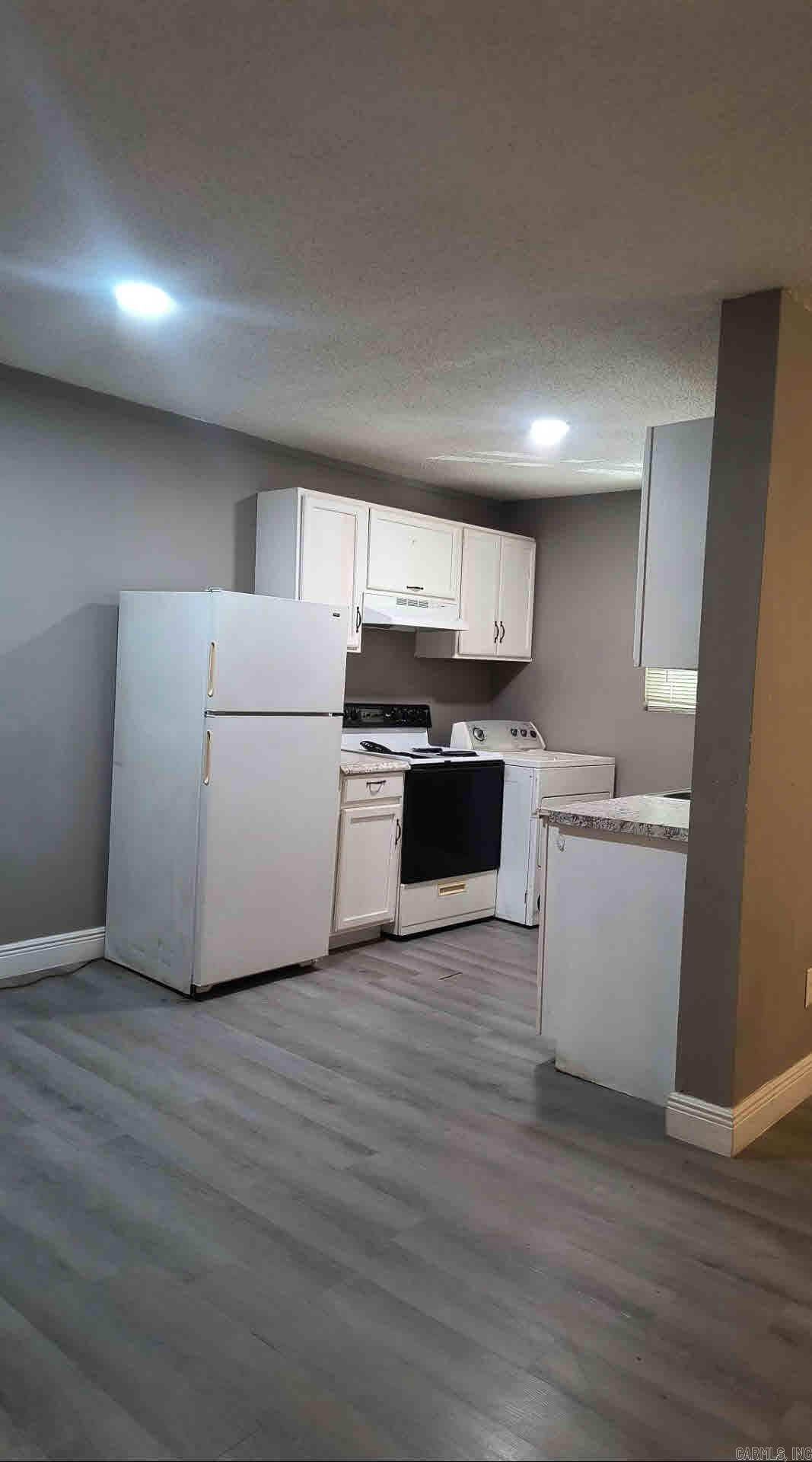 301 W 11 Avenue 5 Property Photo 4