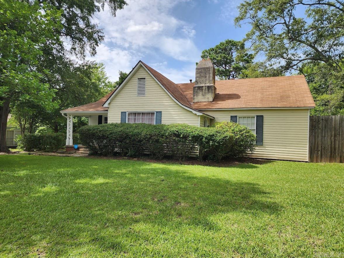 1014 W Oak St. Property Photo 4