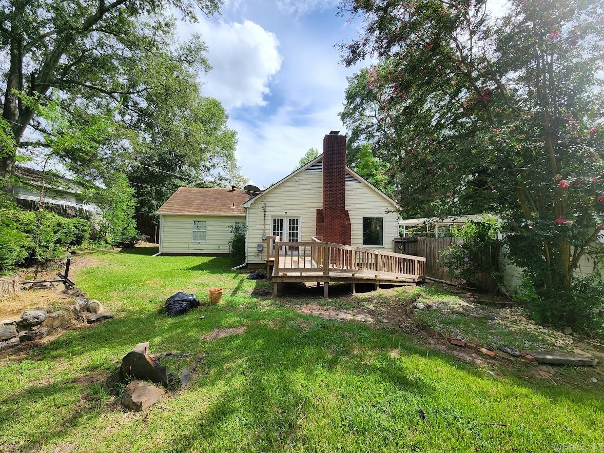 1014 W Oak St. Property Photo 5