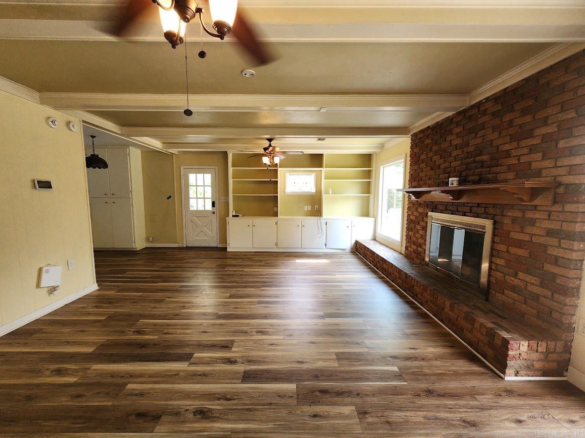 1014 W Oak St. Property Photo 18