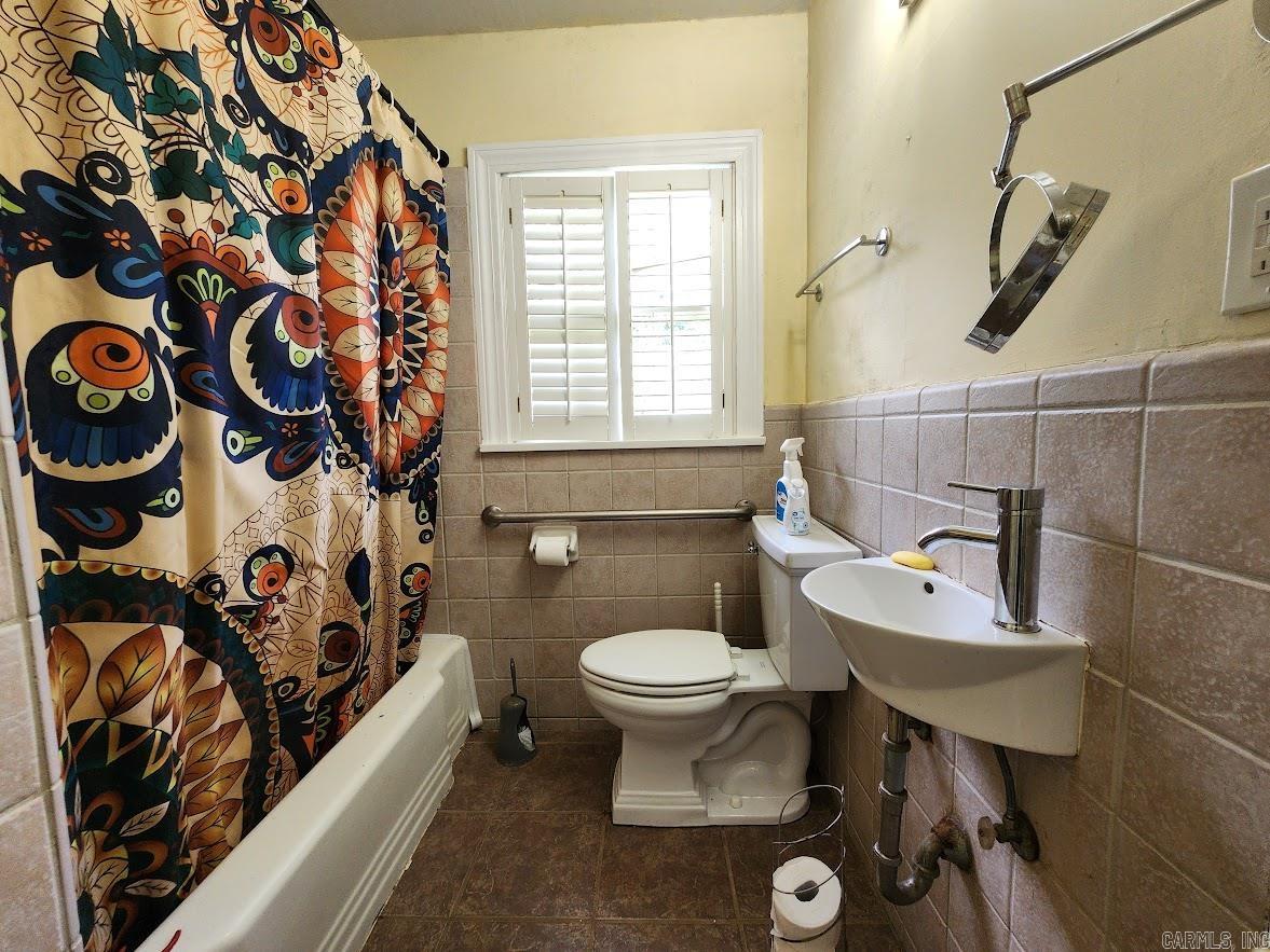 1014 W Oak St. Property Photo 22
