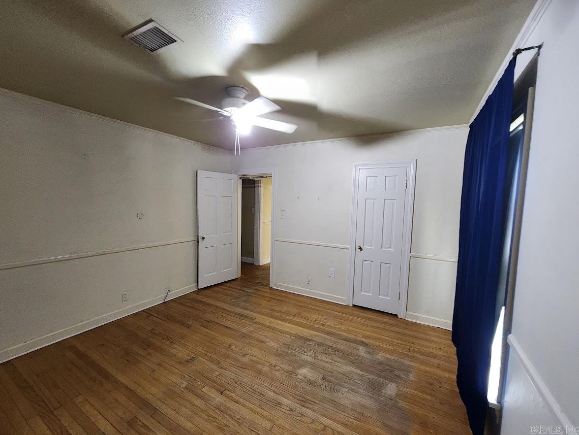 1014 W Oak St. Property Photo 27