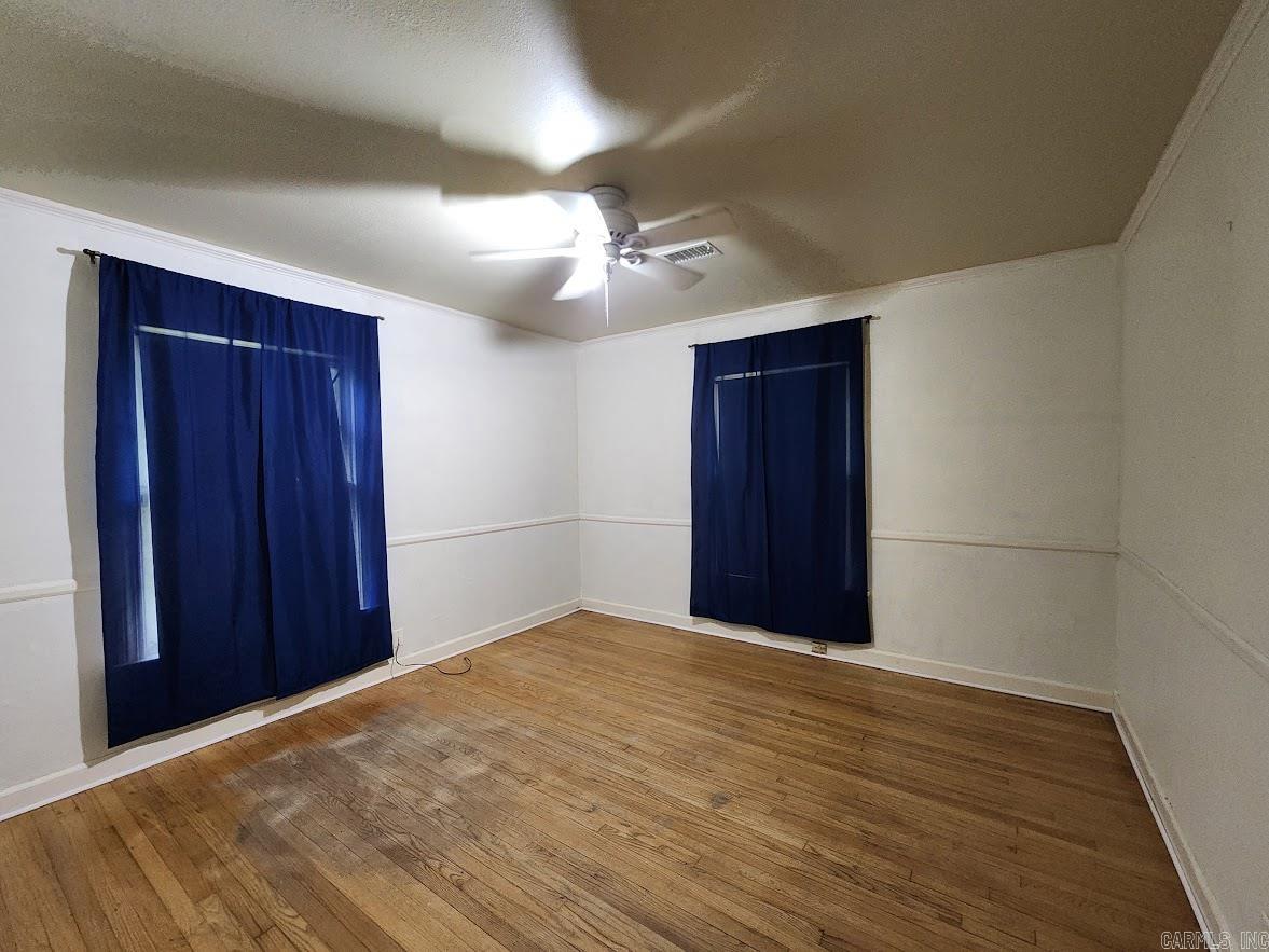 1014 W Oak St. Property Photo 28