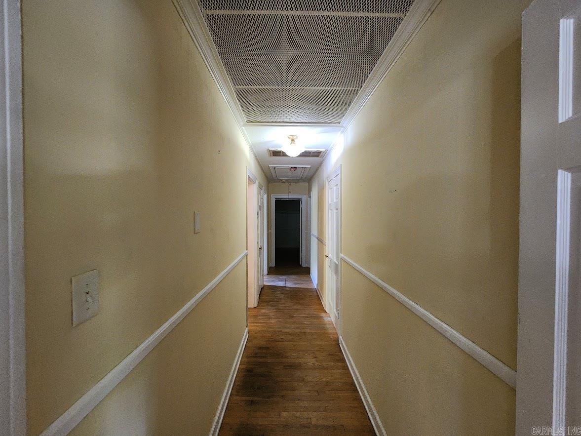 1014 W Oak St. Property Photo 29