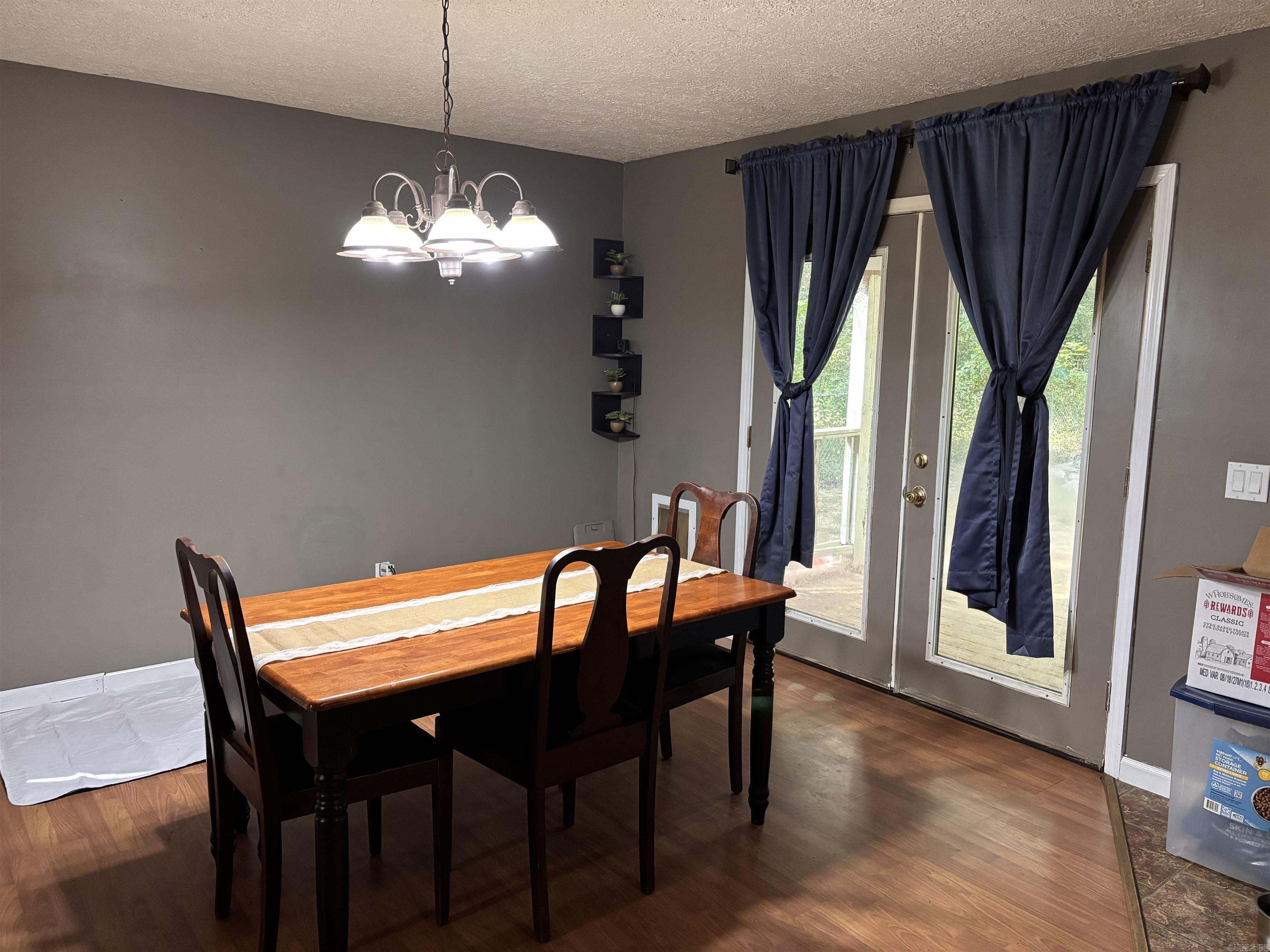404 Cook Road Property Photo 4