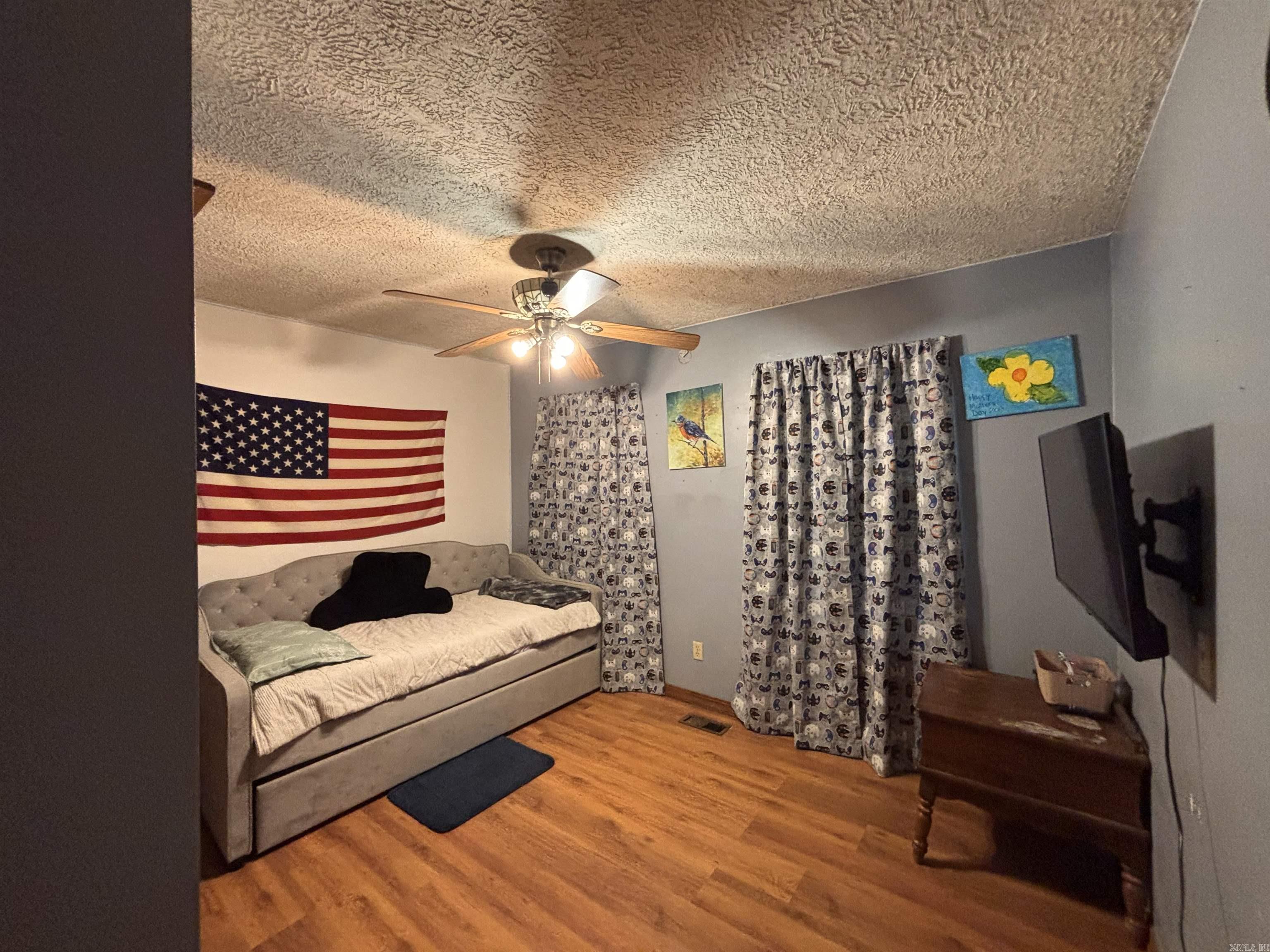 404 Cook Road Property Photo 11