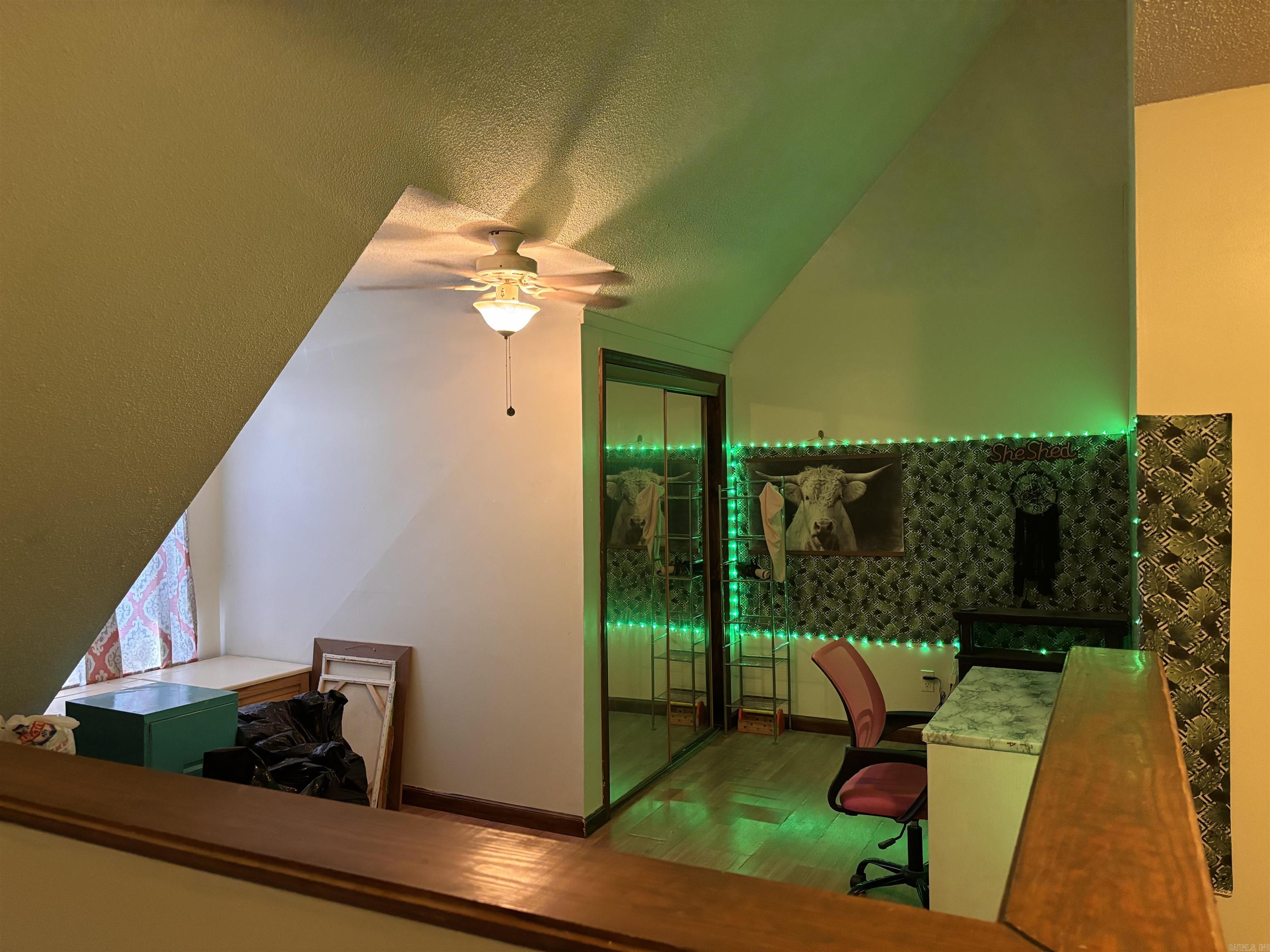404 Cook Road Property Photo 14