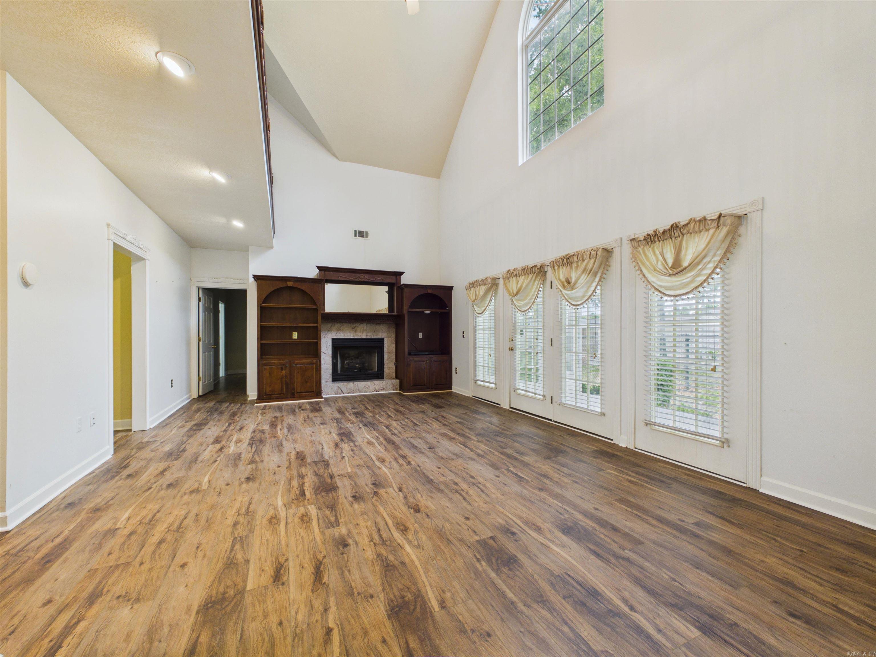 4401 N Arkansas 351 Property Photo 10