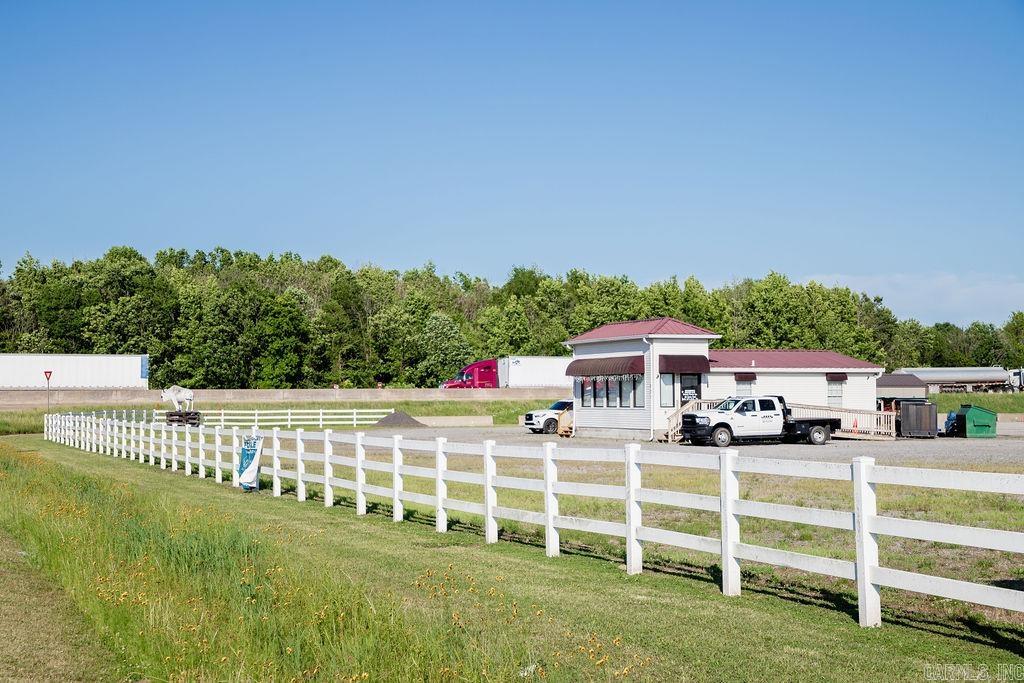 201 Inmon Property Photo 6