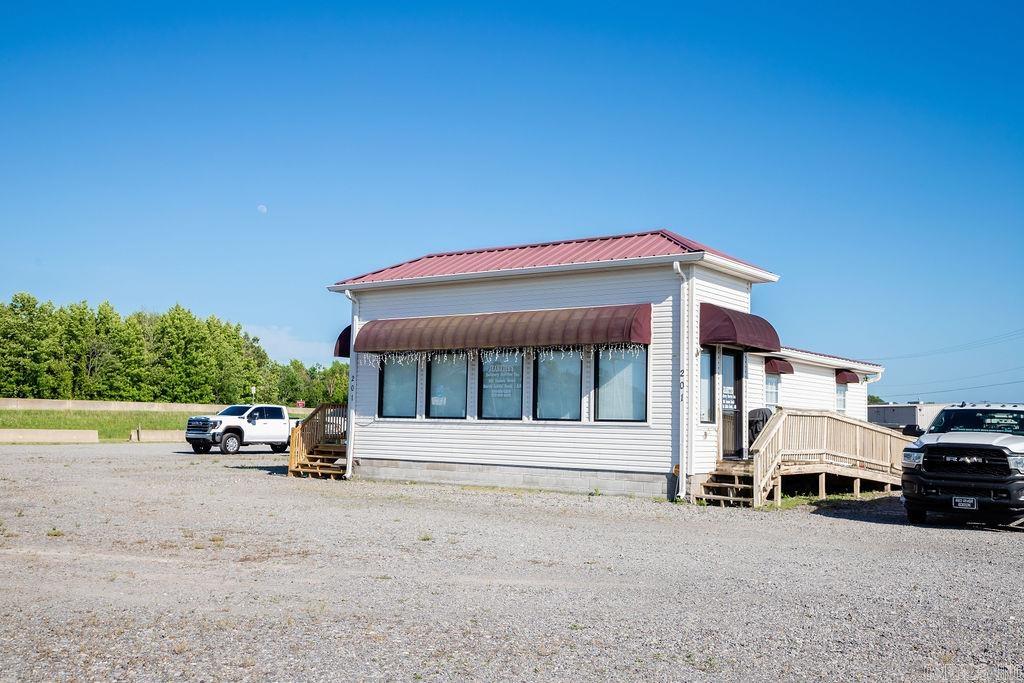 201 Inmon Property Photo 7