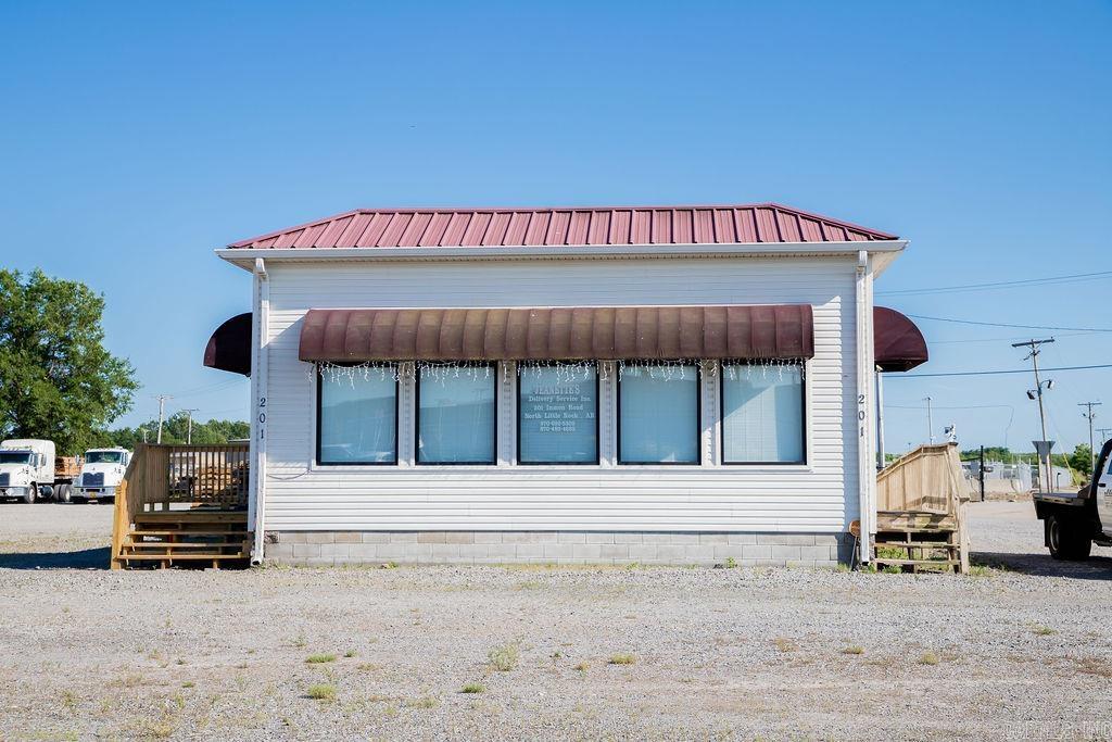 201 Inmon Property Photo 8